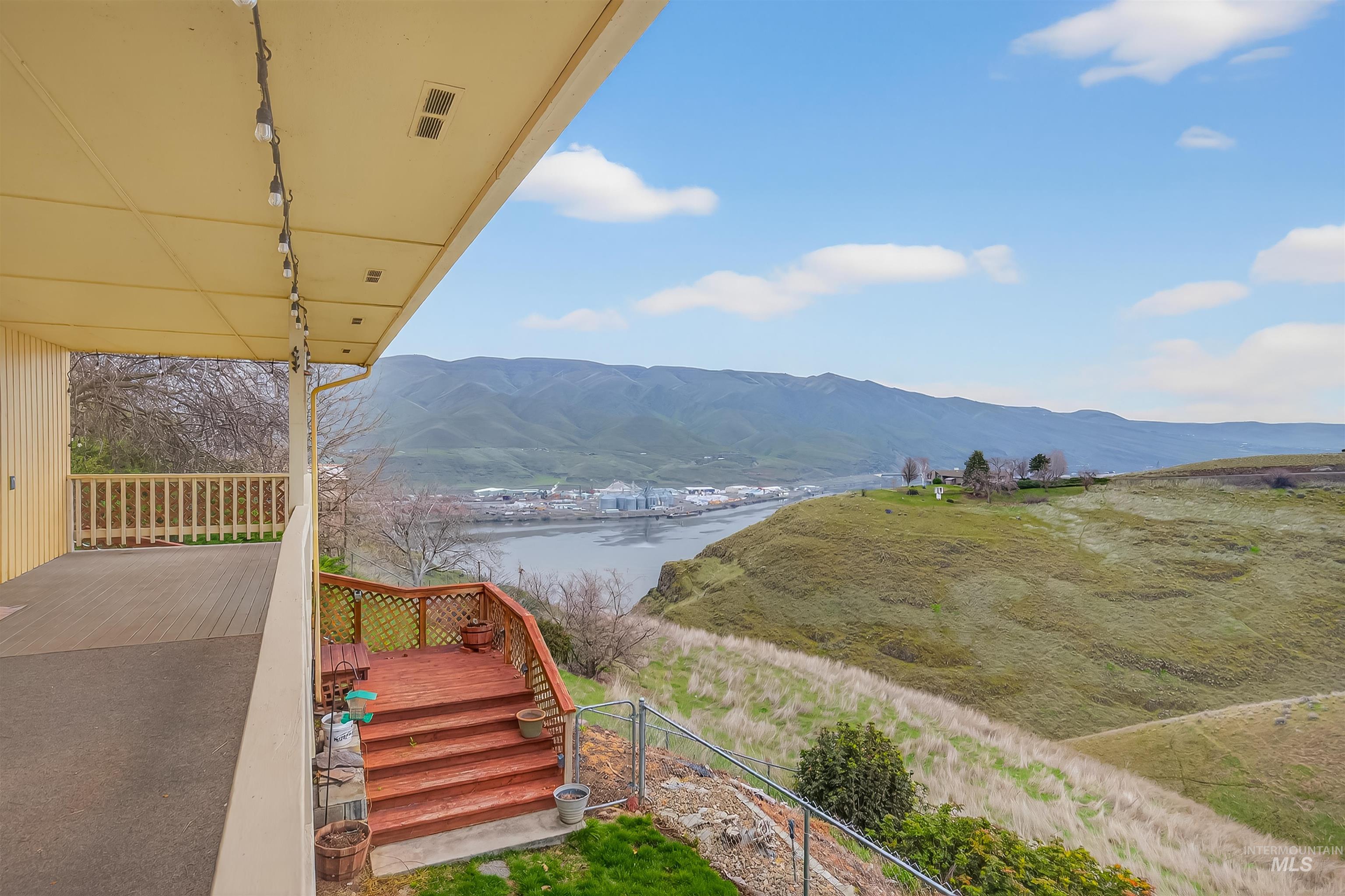 2746 Florence Court, Clarkston, Washington 99403, 3 Bedrooms, 3 Bathrooms, Residential For Sale, Price $497,000, 98978606
