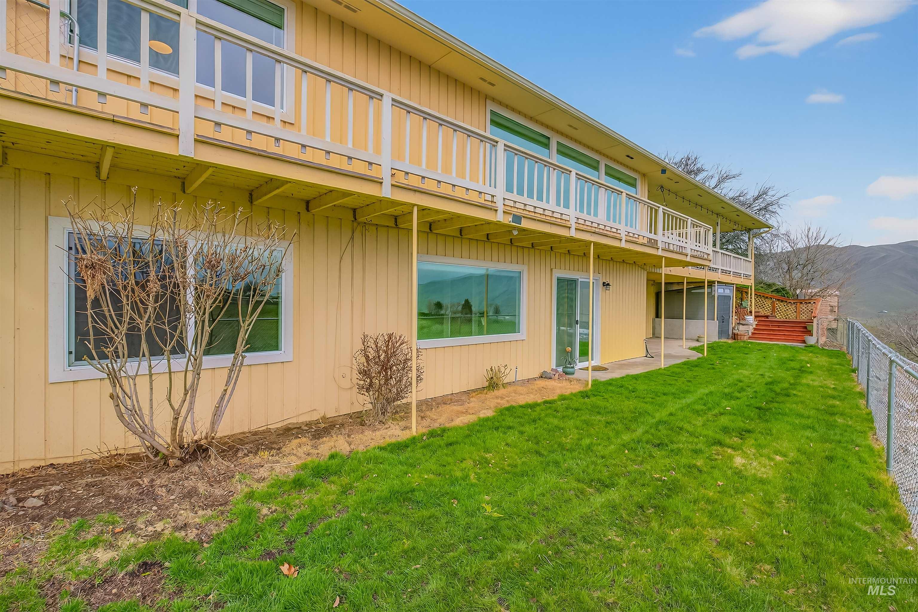 2746 Florence Court, Clarkston, Washington 99403, 3 Bedrooms, 3 Bathrooms, Residential For Sale, Price $497,000, 98978606