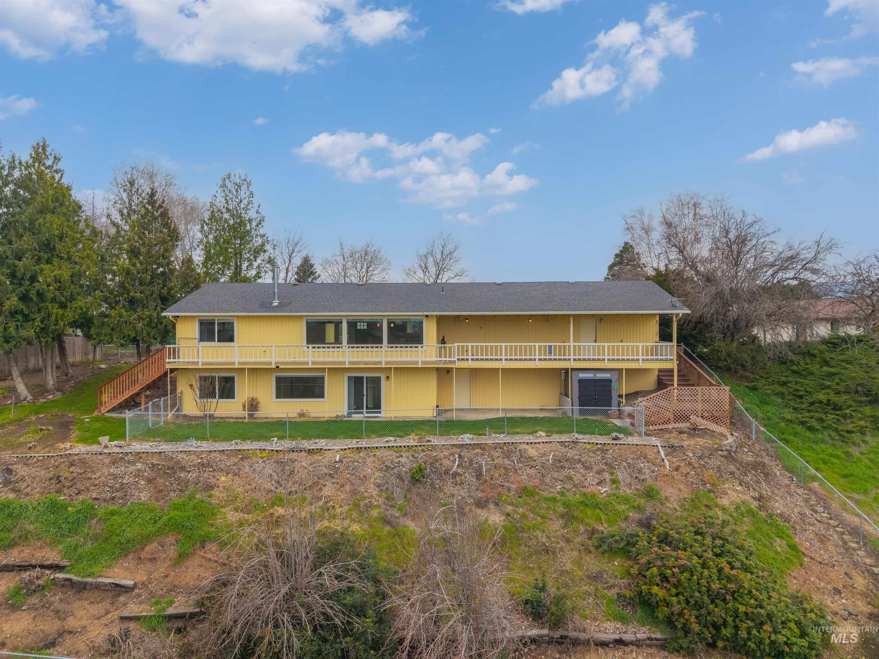 2746 Florence Court, Clarkston, Washington 99403, 3 Bedrooms, 3 Bathrooms, Residential For Sale, Price $499,000, 98978606