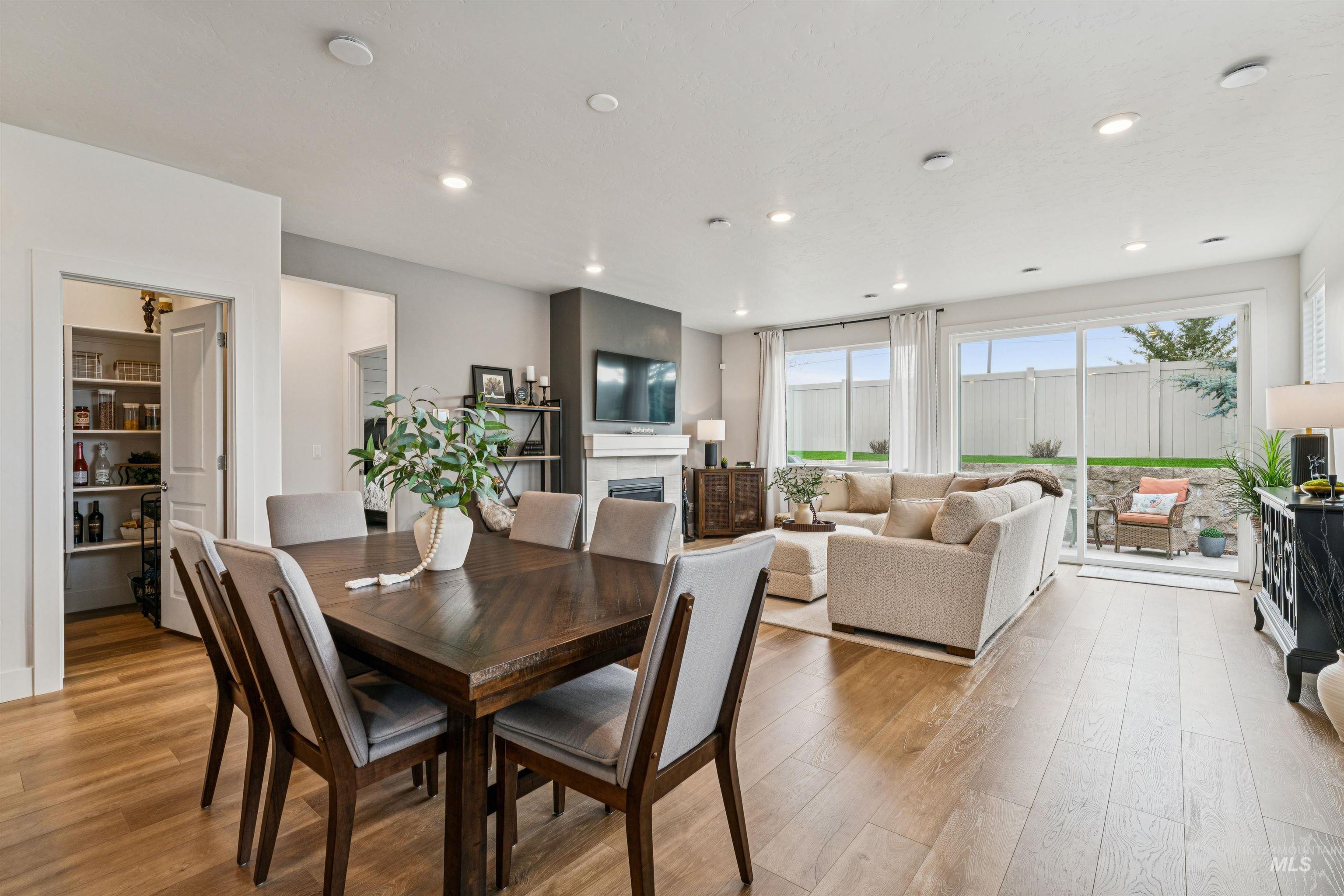 20284 Carbondale Ave, Caldwell, Idaho 83605, 3 Bedrooms, 2 Bathrooms, Residential For Sale, Price $429,990, 98978610