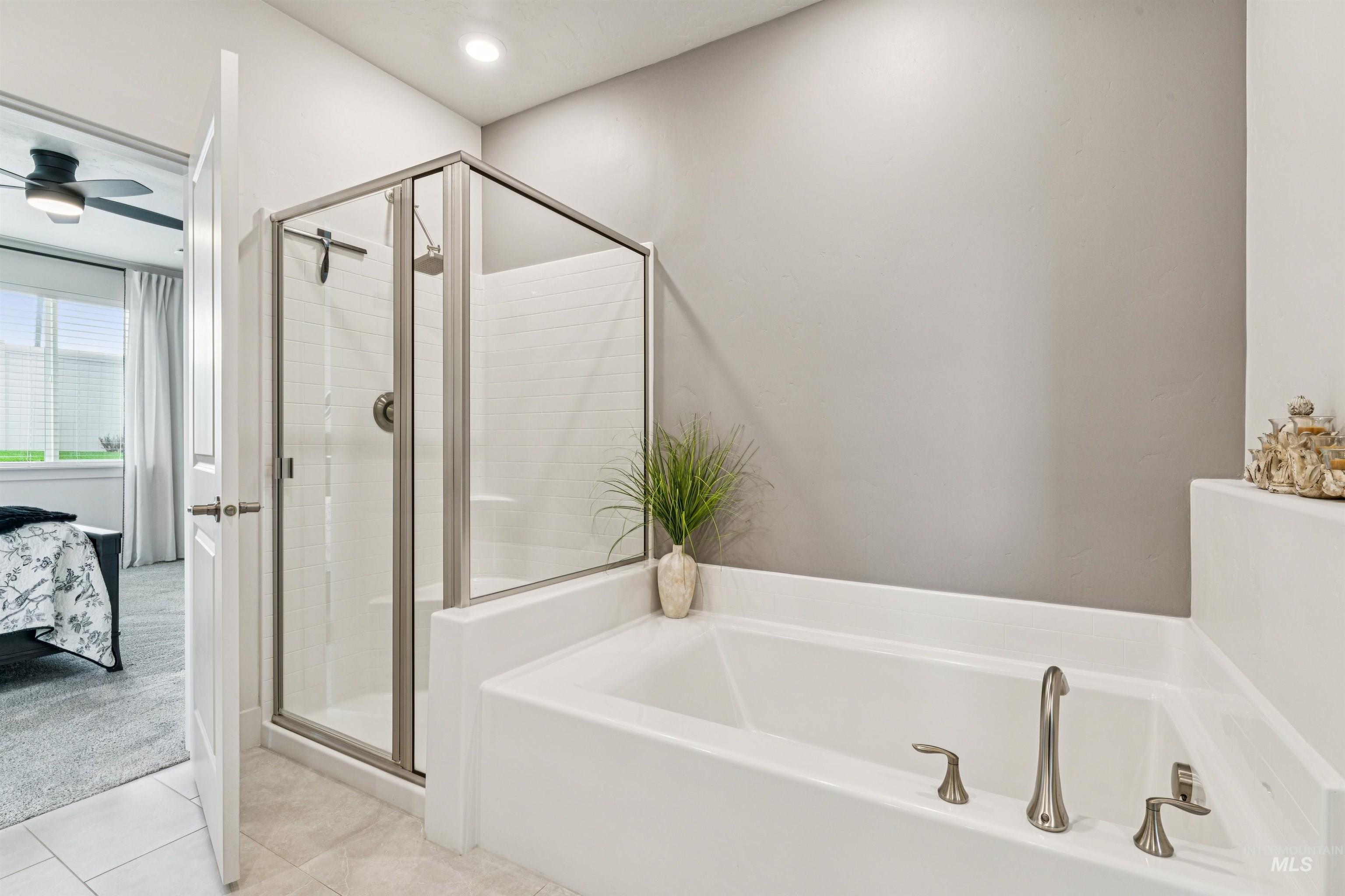 20284 Carbondale Ave, Caldwell, Idaho 83605, 3 Bedrooms, 2 Bathrooms, Residential For Sale, Price $429,990, 98978610