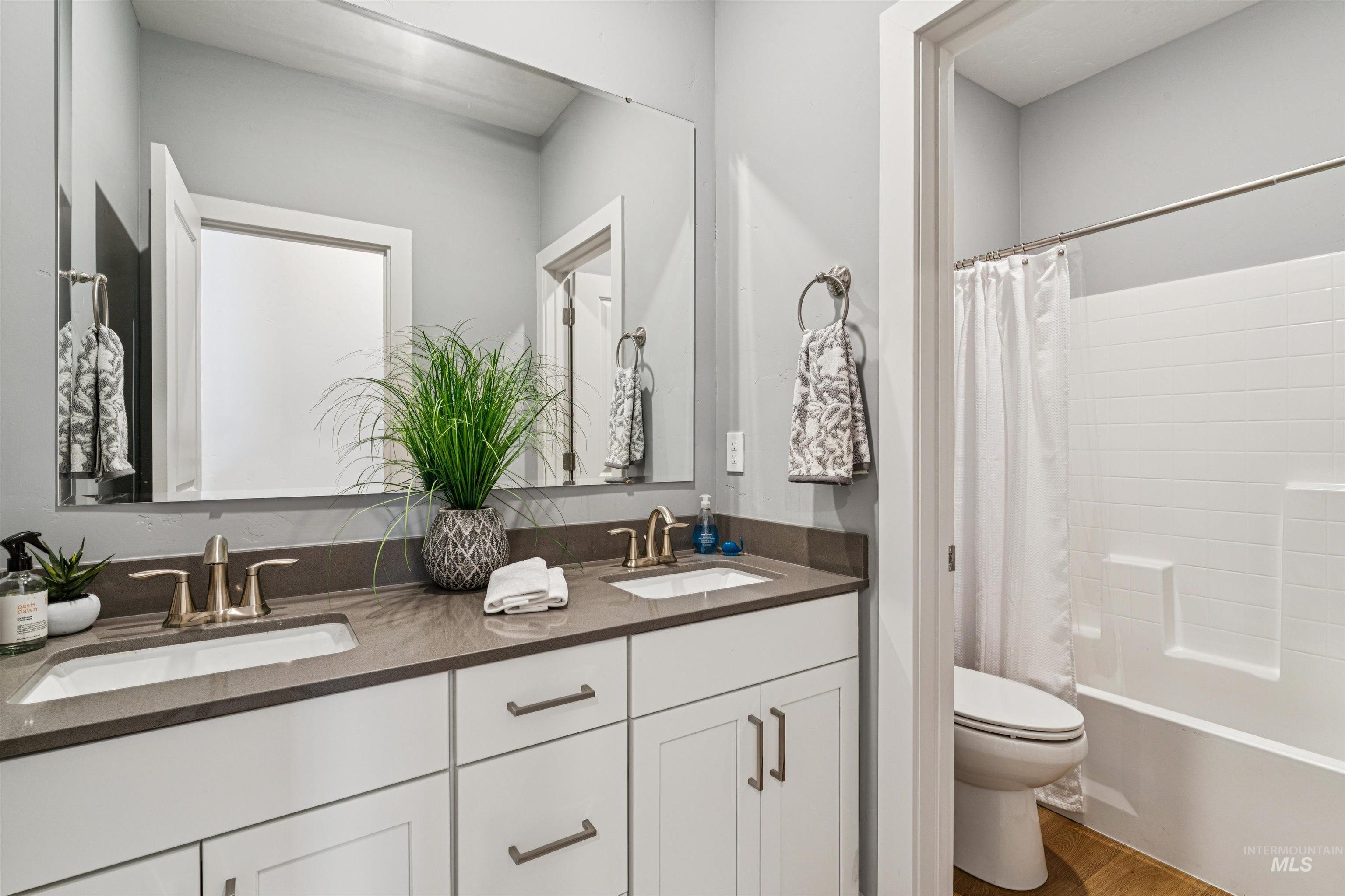 20284 Carbondale Ave, Caldwell, Idaho 83605, 3 Bedrooms, 2 Bathrooms, Residential For Sale, Price $429,990, 98978610