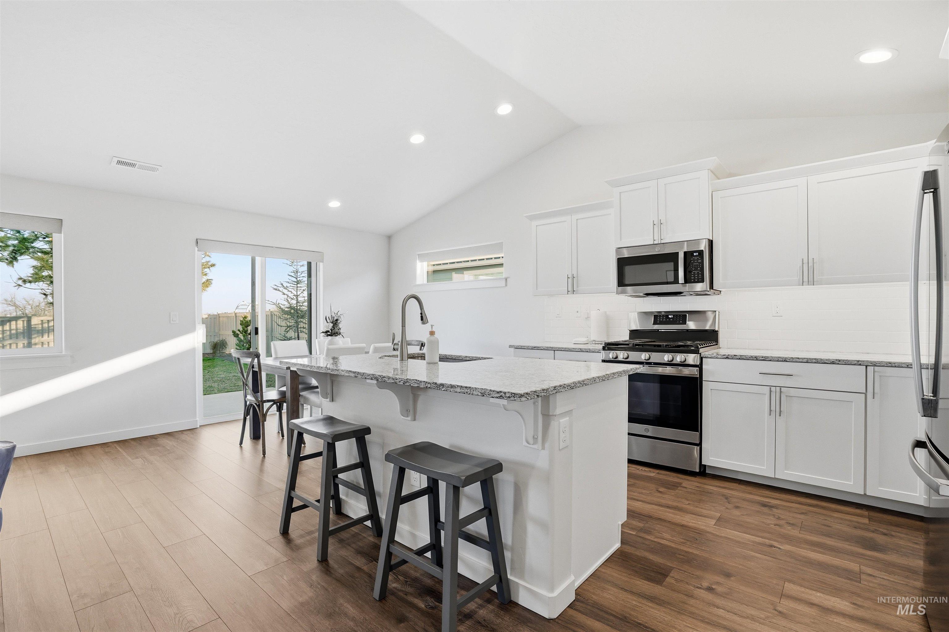 1314 Jupiter St, Middleton, Idaho 83644, 3 Bedrooms, 2 Bathrooms, Residential For Sale, Price $427,000, 98978611