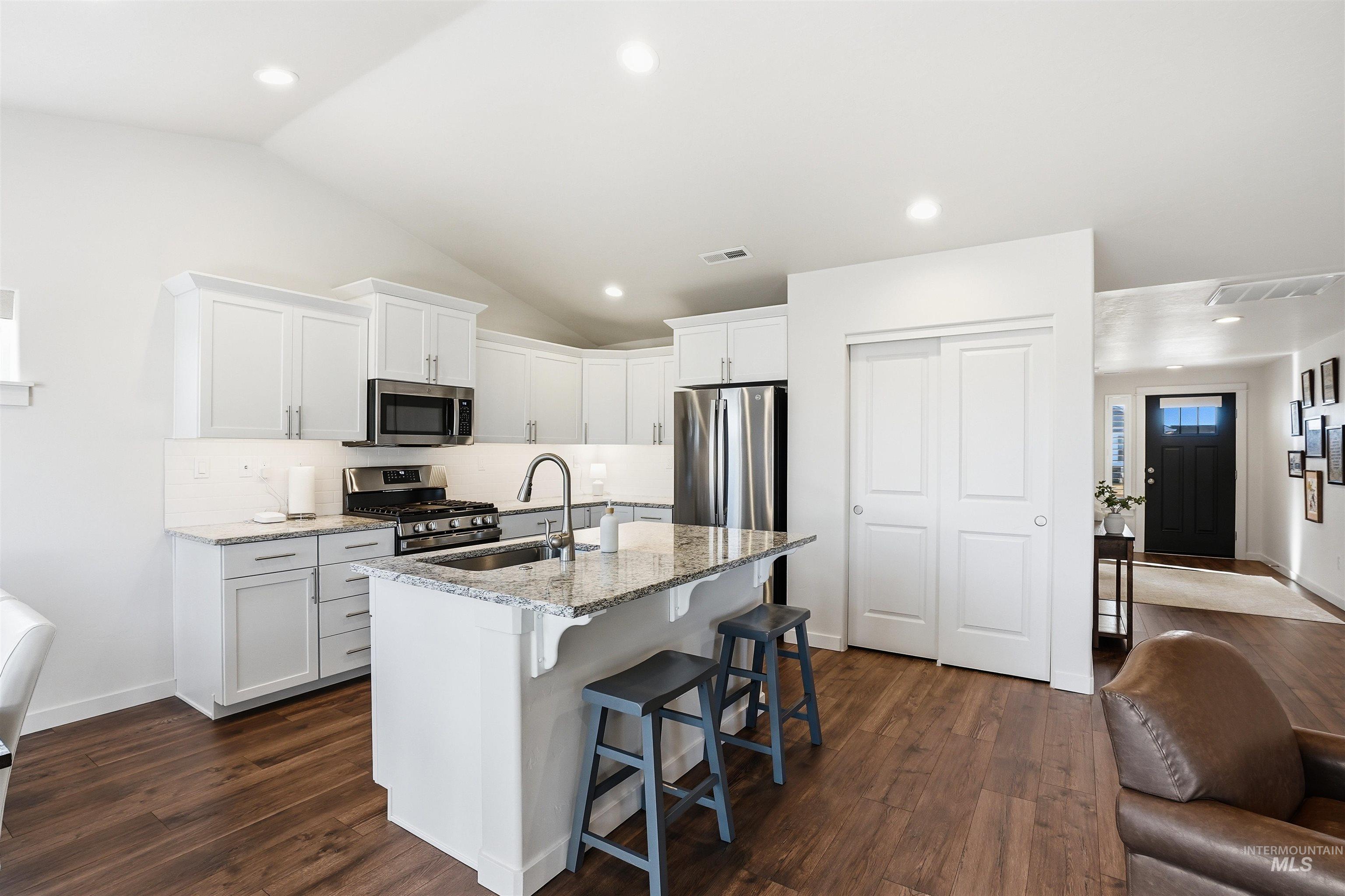 1314 Jupiter St, Middleton, Idaho 83644, 3 Bedrooms, 2 Bathrooms, Residential For Sale, Price $427,000, 98978611