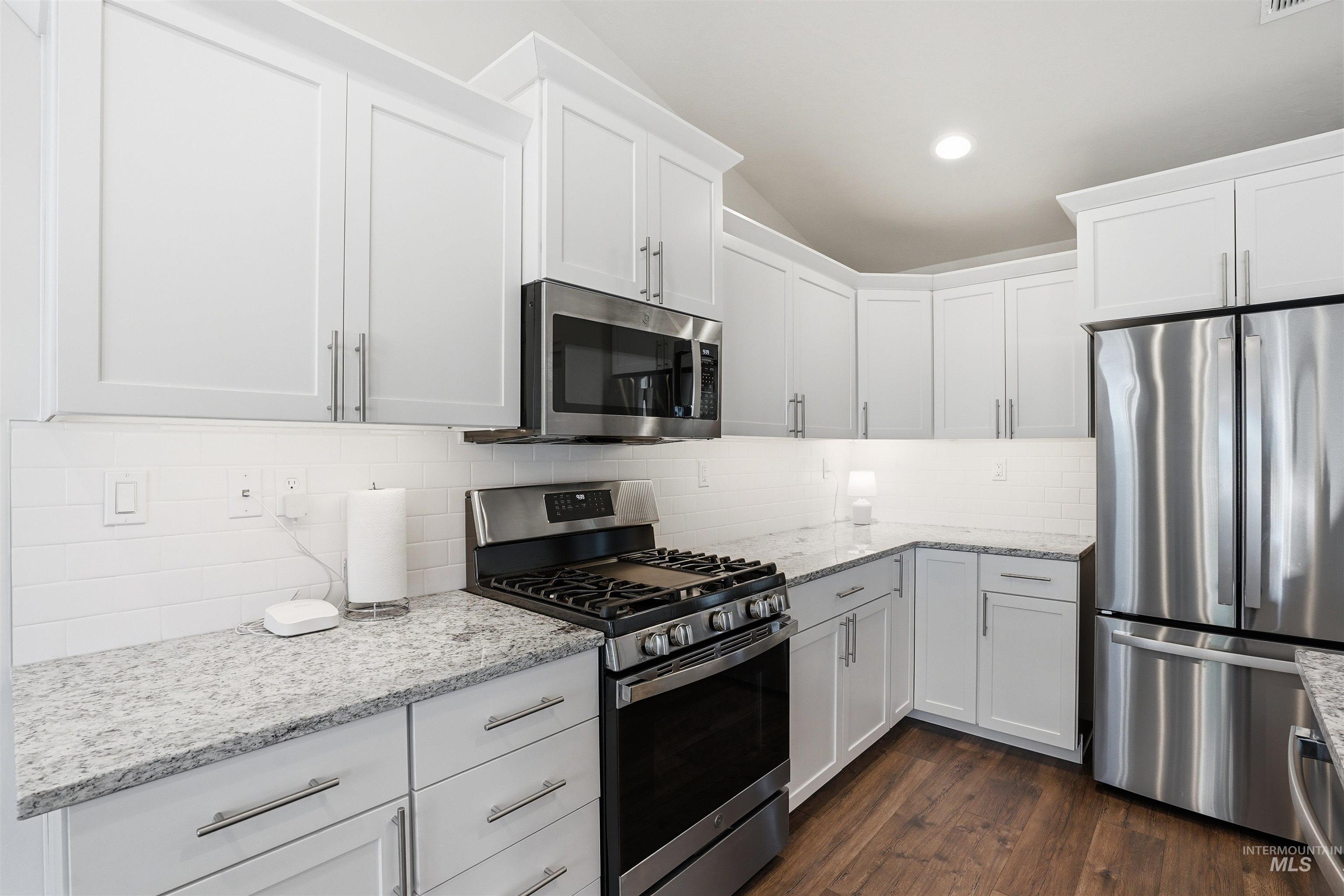 1314 Jupiter St, Middleton, Idaho 83644, 3 Bedrooms, 2 Bathrooms, Residential For Sale, Price $427,000, 98978611