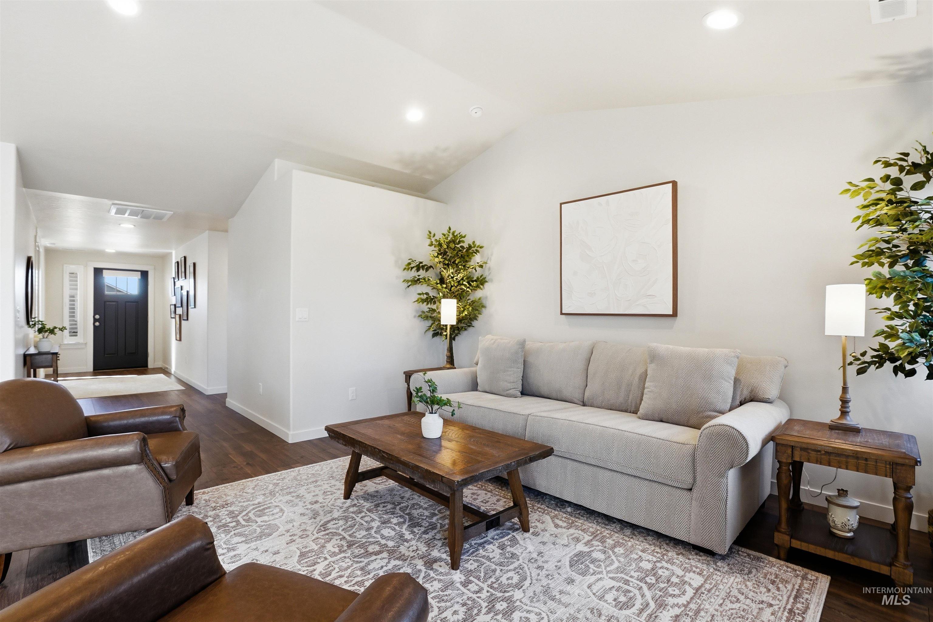 1314 Jupiter St, Middleton, Idaho 83644, 3 Bedrooms, 2 Bathrooms, Residential For Sale, Price $427,000, 98978611