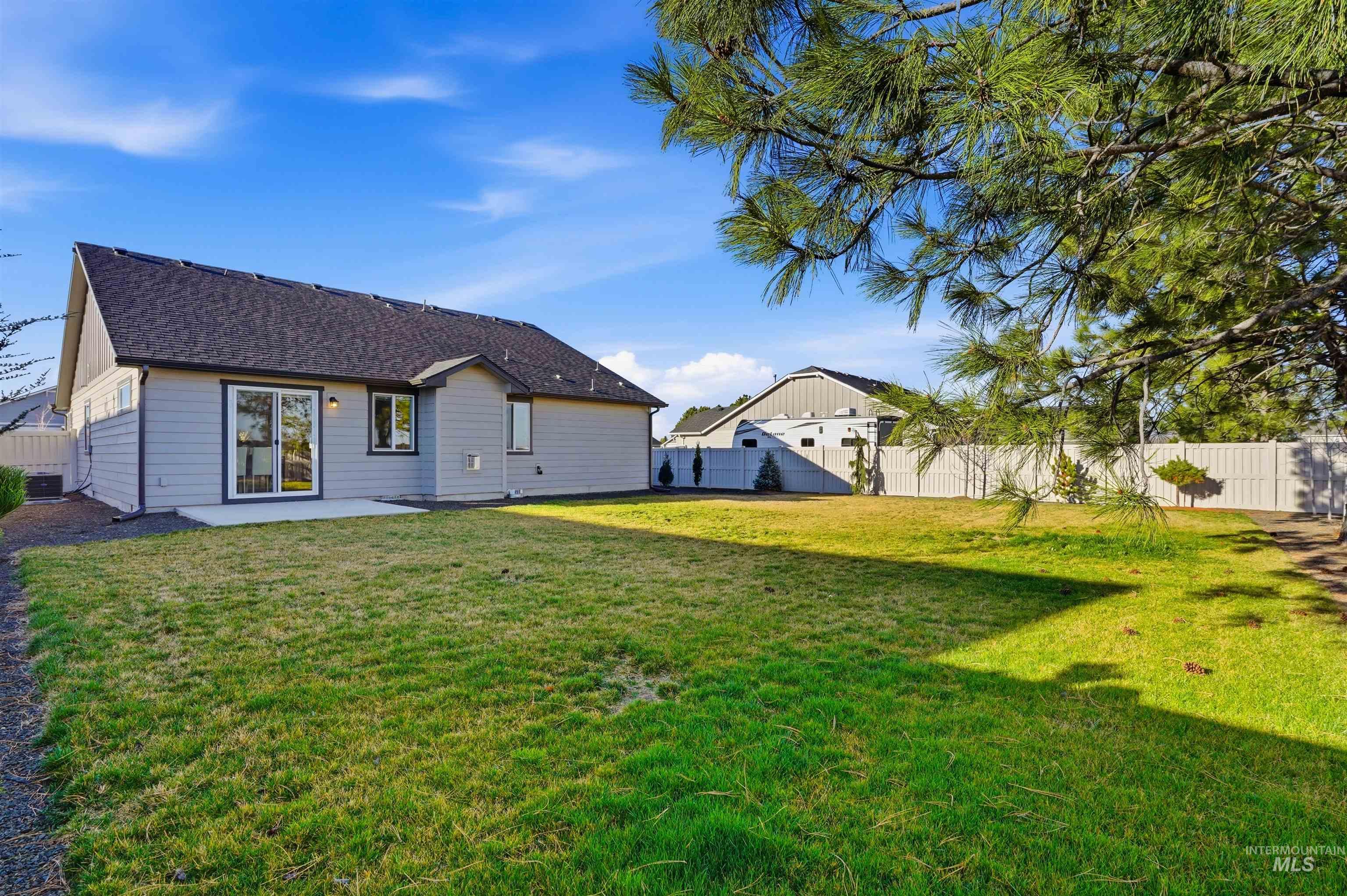 1314 Jupiter St, Middleton, Idaho 83644, 3 Bedrooms, 2 Bathrooms, Residential For Sale, Price $427,000, 98978611