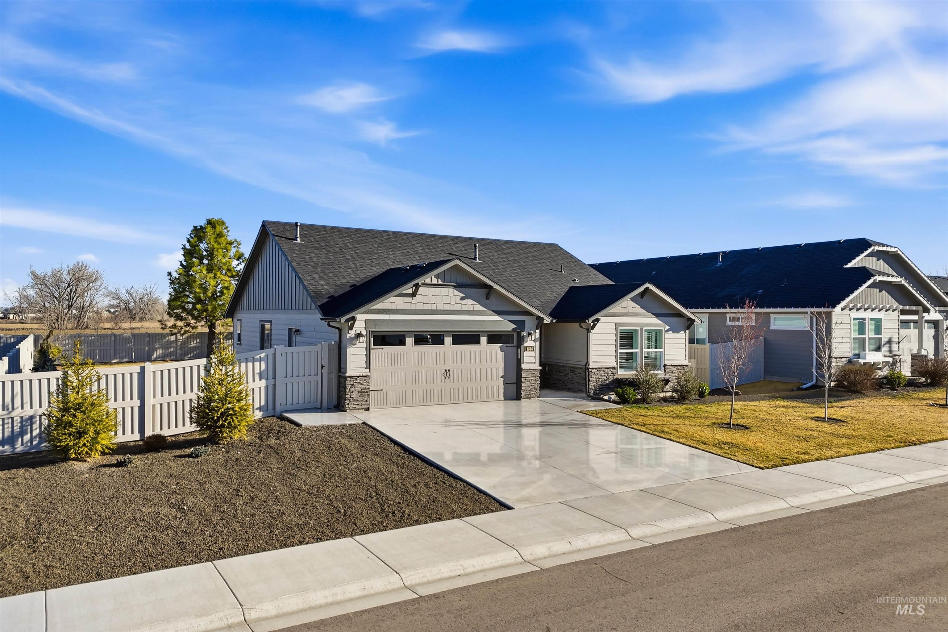 1314 Jupiter St, Middleton, Idaho 83644, 3 Bedrooms, 2 Bathrooms, Residential For Sale, Price $427,000, 98978611