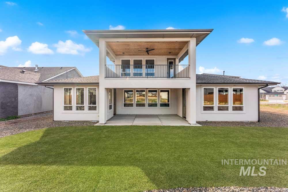 870 N Creekwater, Eagle, Idaho 83616, 3 Bedrooms, 3.5 Bathrooms, Residential For Sale, Price $1,249,999, 98978612