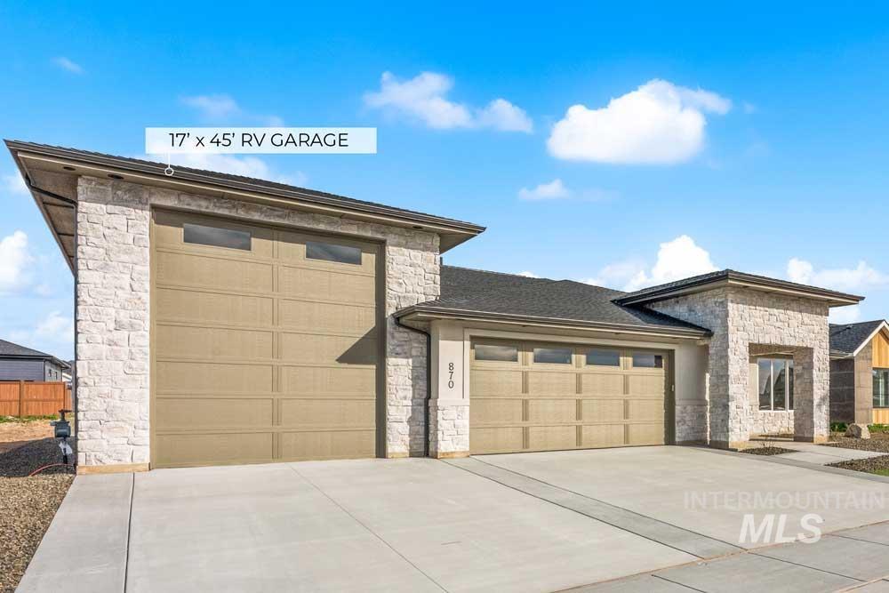 870 N Creekwater, Eagle, Idaho 83616, 3 Bedrooms, 3.5 Bathrooms, Residential For Sale, Price $1,249,999, 98978612