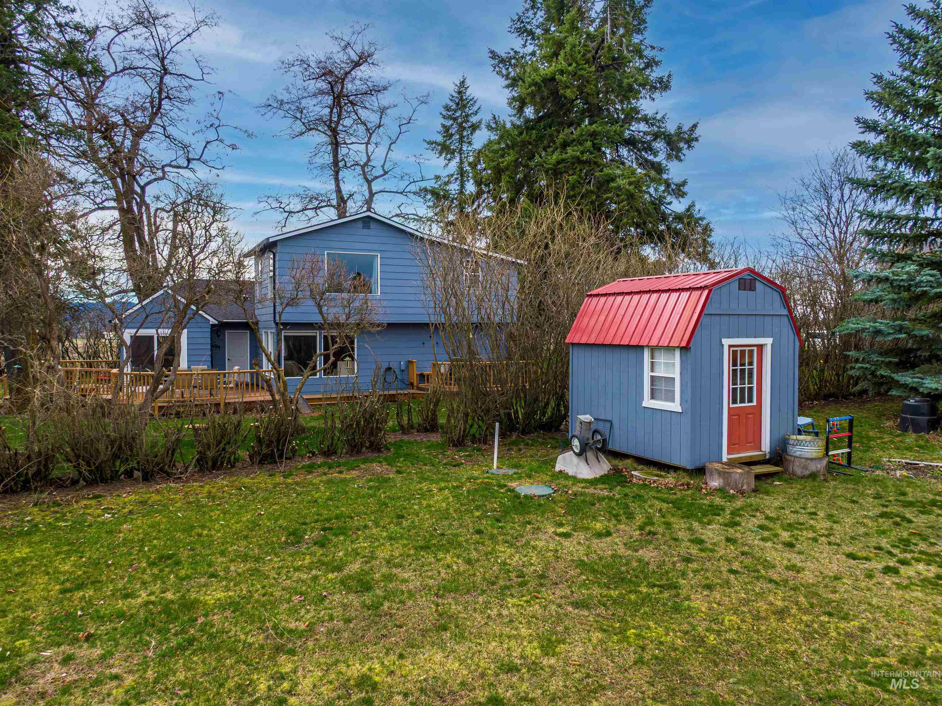 2210 Trail Rd, Moscow, Idaho 83843, 3 Bedrooms, 2 Bathrooms, Residential For Sale, Price $749,000,MLS 98978613