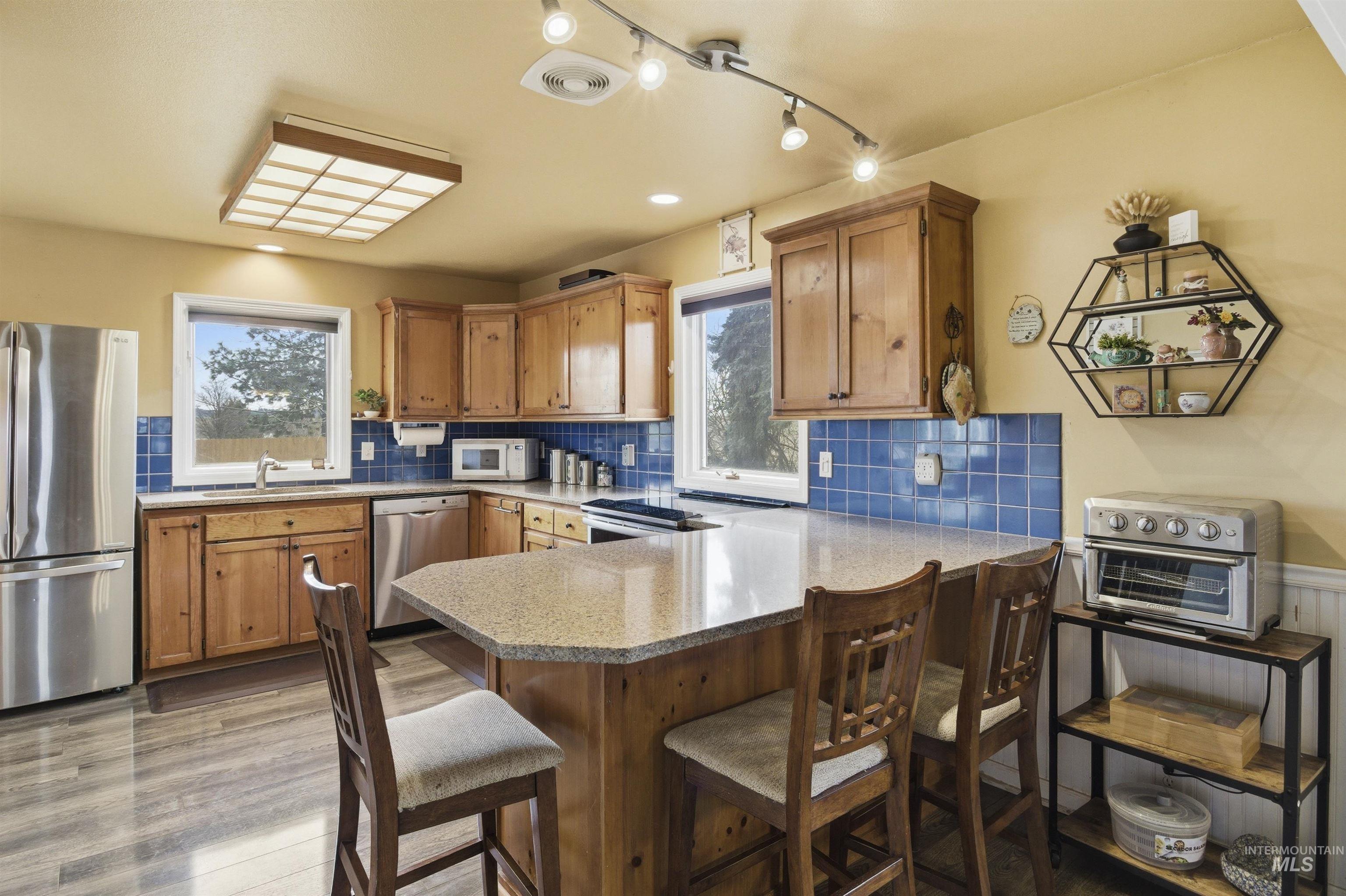 2210 Trail Rd, Moscow, Idaho 83843, 3 Bedrooms, 2 Bathrooms, Residential For Sale, Price $749,000,MLS 98978613