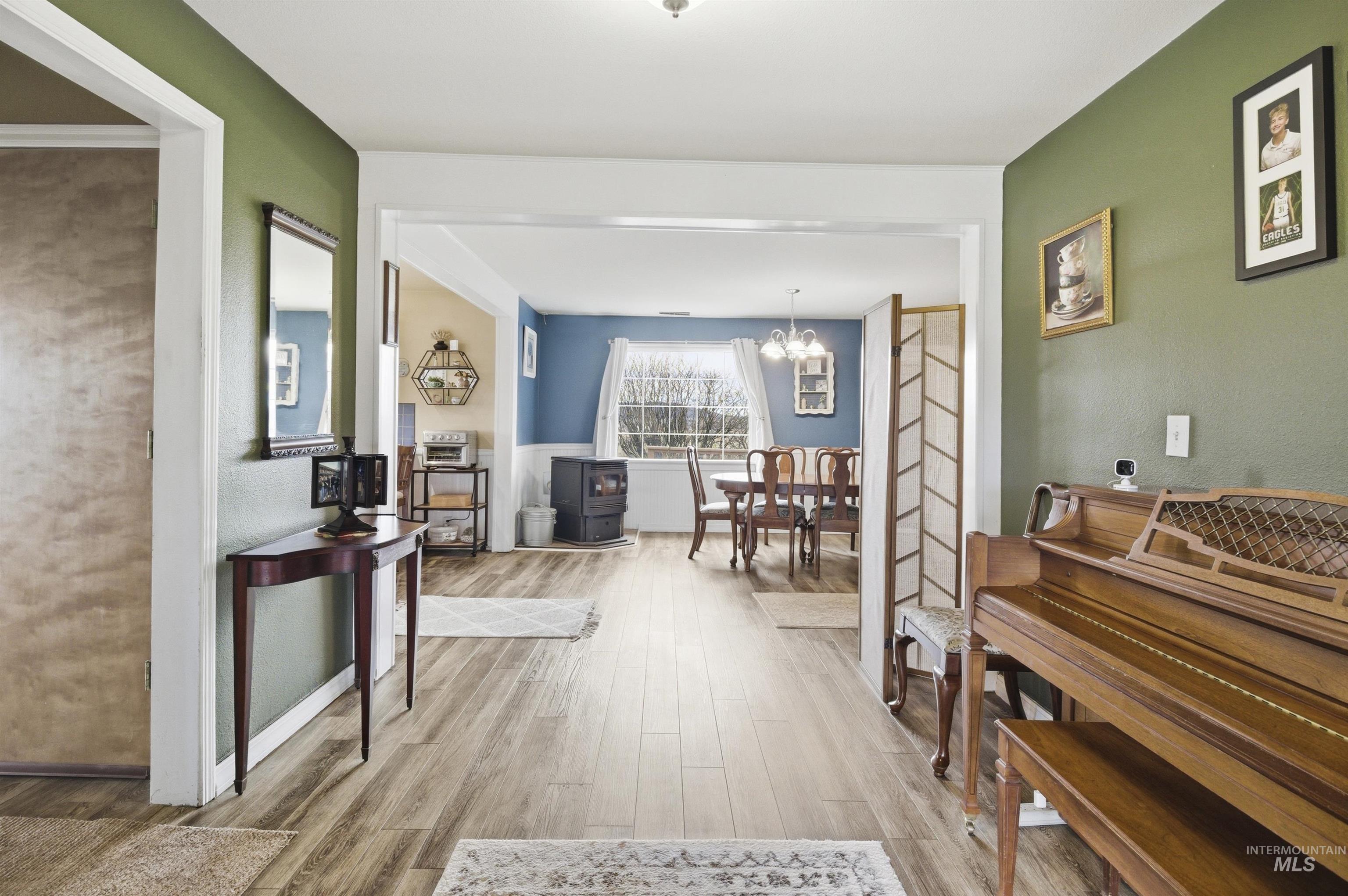 2210 Trail Rd, Moscow, Idaho 83843, 3 Bedrooms, 2 Bathrooms, Residential For Sale, Price $749,000,MLS 98978613