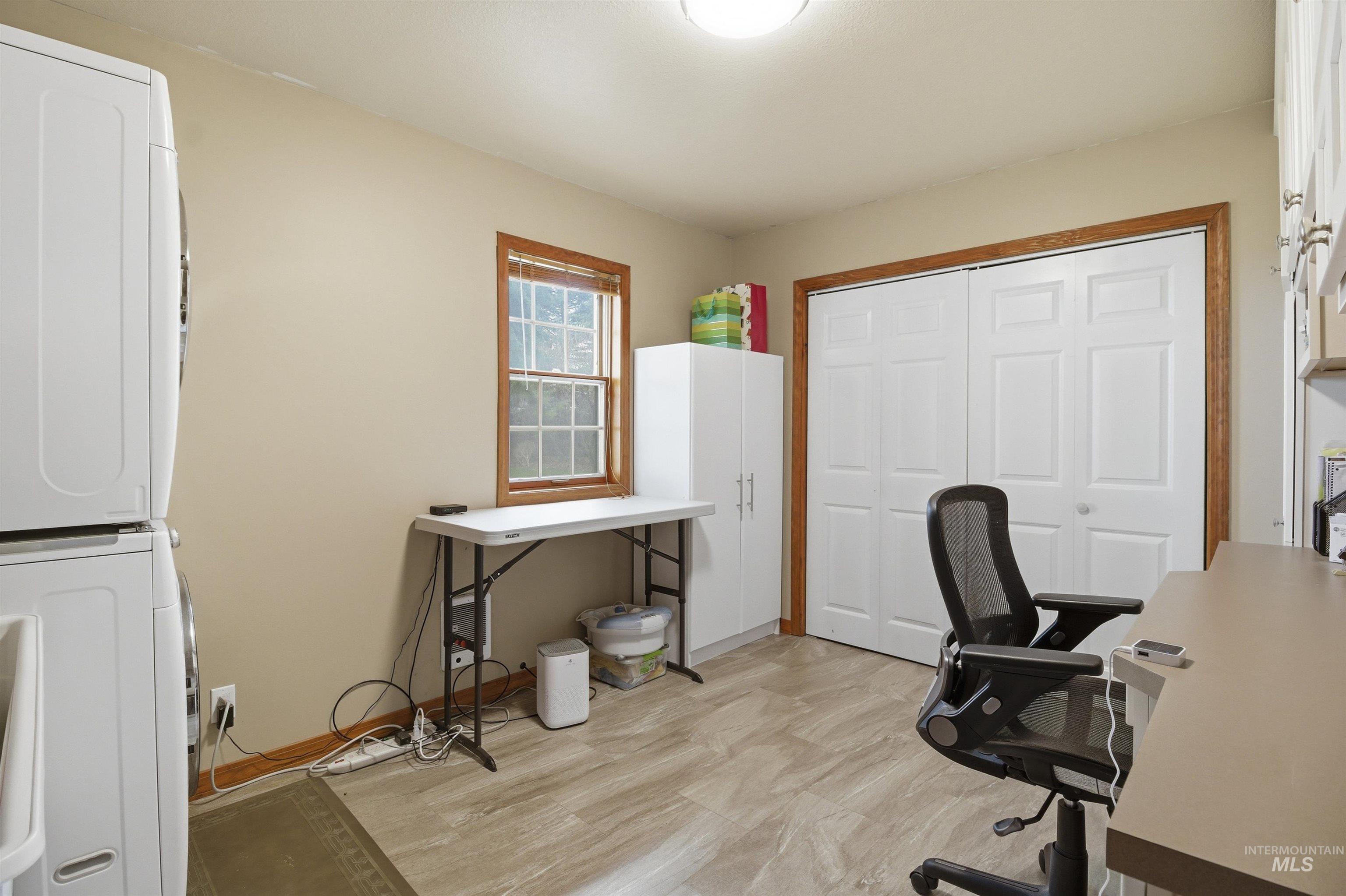 2210 Trail Rd, Moscow, Idaho 83843, 3 Bedrooms, 2 Bathrooms, Residential For Sale, Price $749,000,MLS 98978613