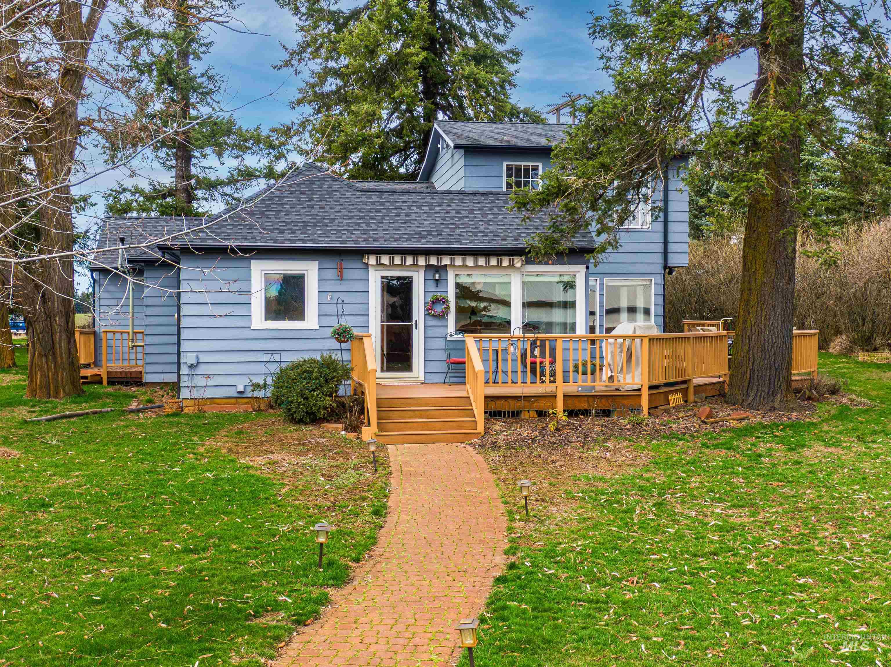 2210 Trail Rd, Moscow, Idaho 83843, 3 Bedrooms, 2 Bathrooms, Residential For Sale, Price $749,000,MLS 98978613