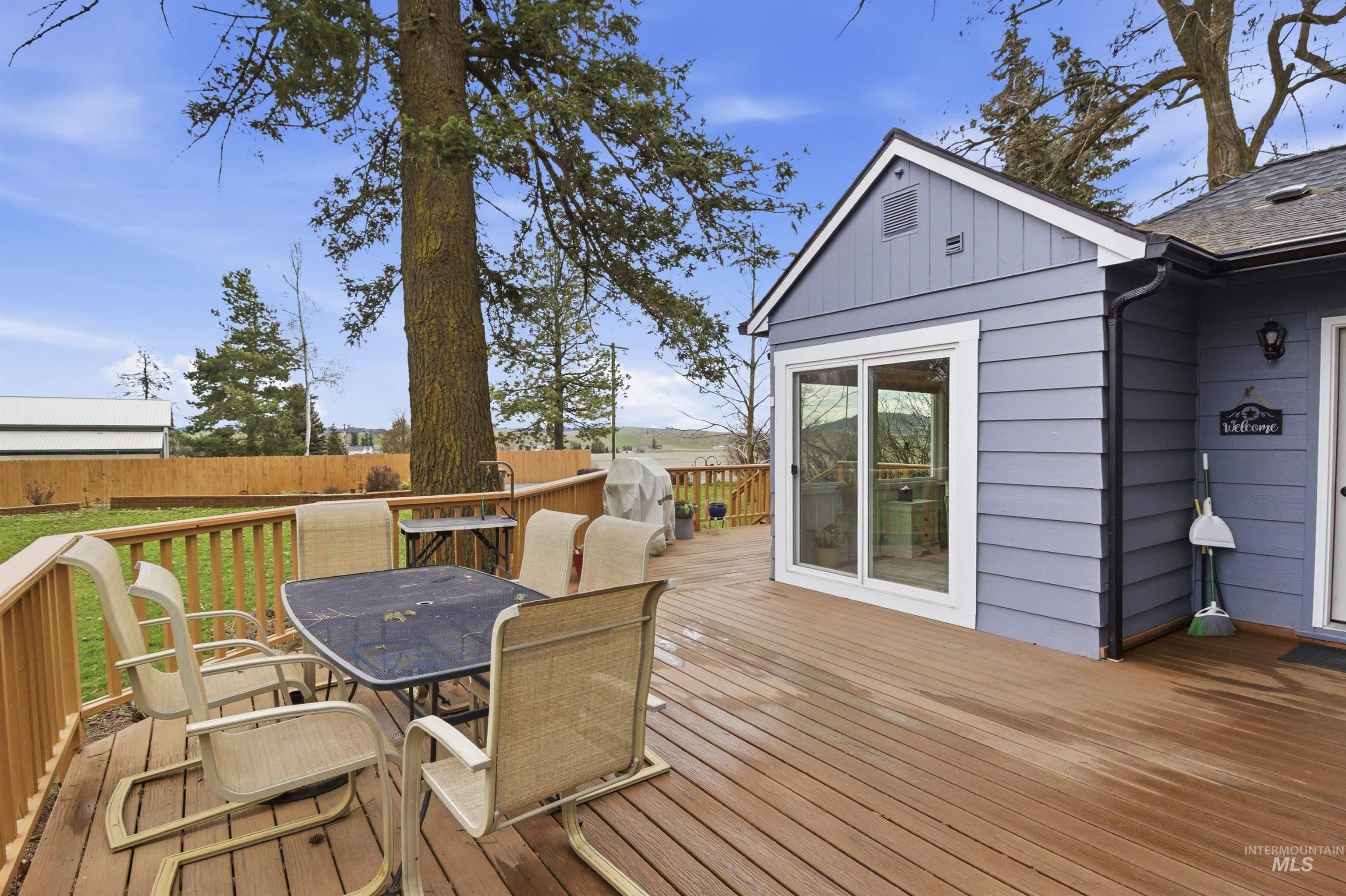 2210 Trail Rd, Moscow, Idaho 83843, 3 Bedrooms, 2 Bathrooms, Residential For Sale, Price $749,000,MLS 98978613