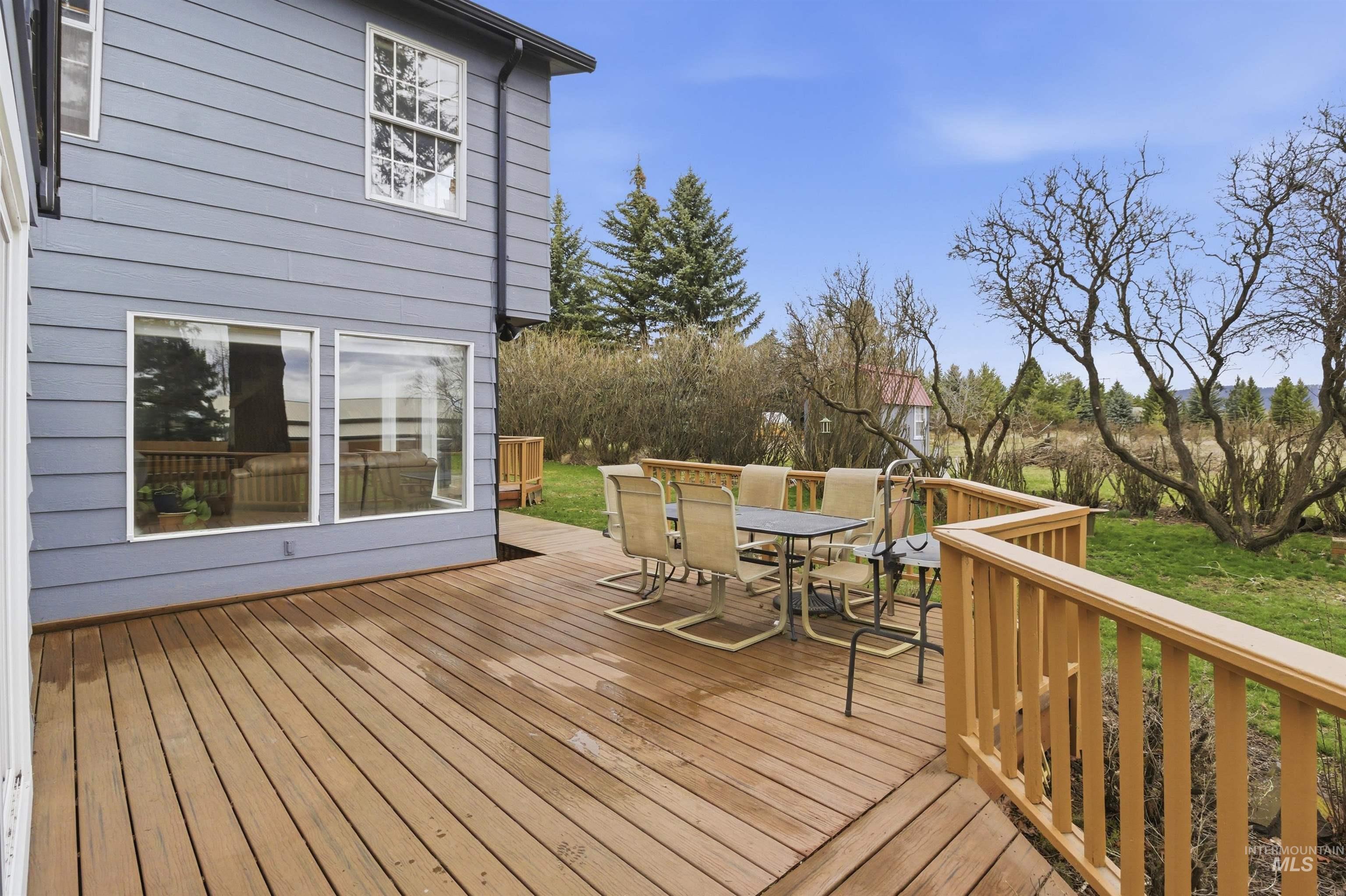 2210 Trail Rd, Moscow, Idaho 83843, 3 Bedrooms, 2 Bathrooms, Residential For Sale, Price $749,000,MLS 98978613