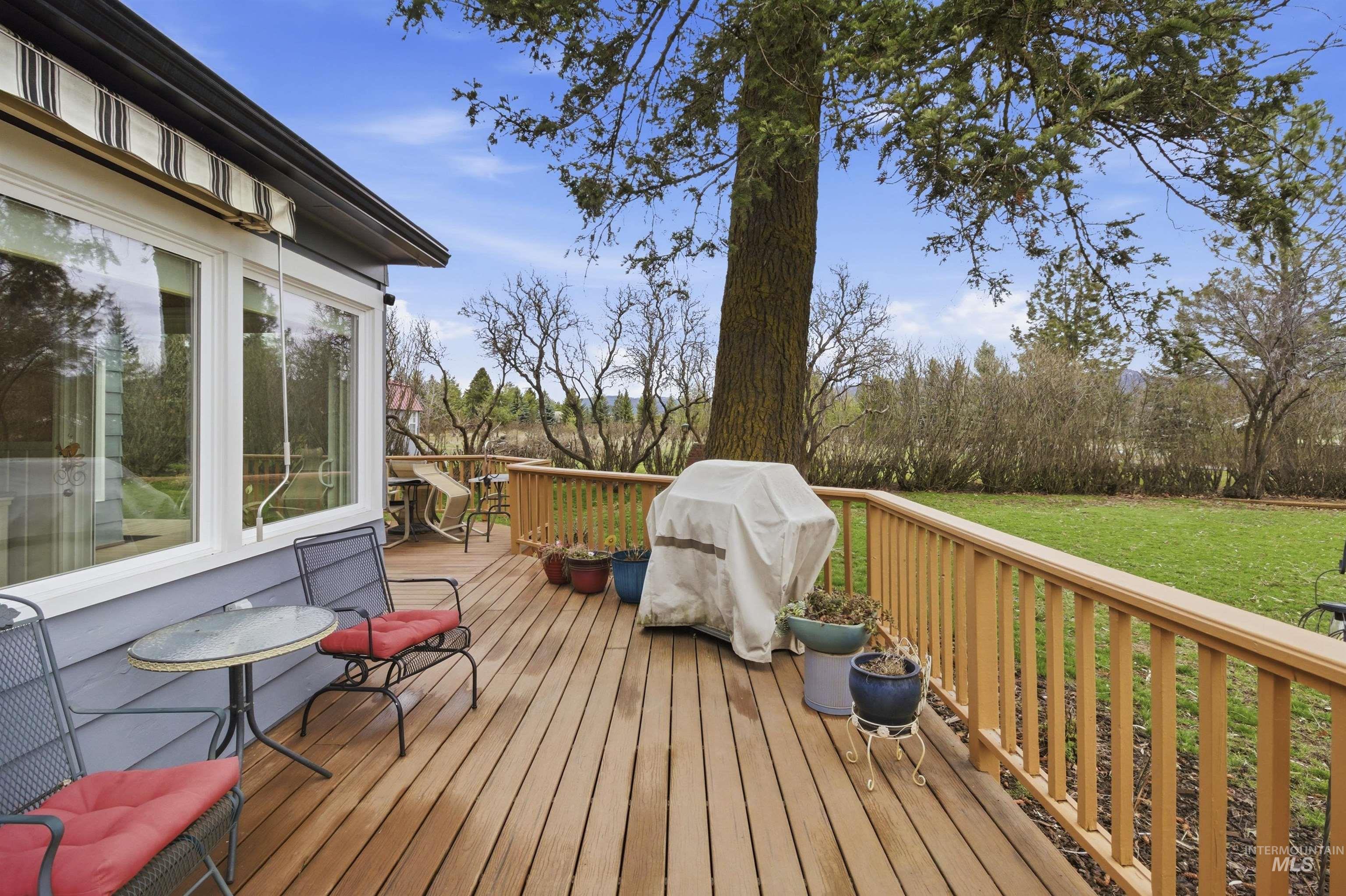 2210 Trail Rd, Moscow, Idaho 83843, 3 Bedrooms, 2 Bathrooms, Residential For Sale, Price $749,000,MLS 98978613