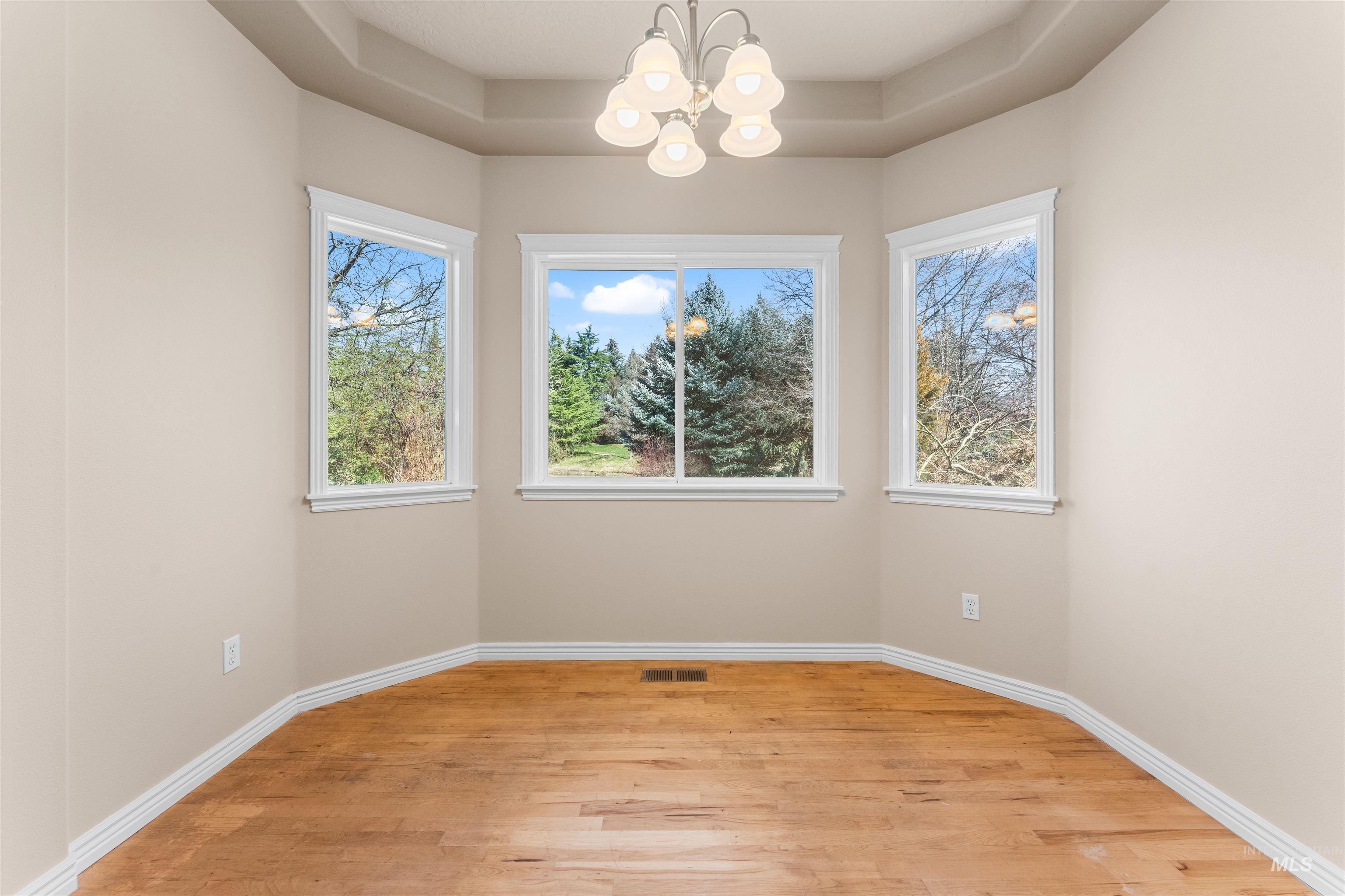 1428 S Island Glenn Way, Eagle, Idaho 83616, 4 Bedrooms, 2.5 Bathrooms, Residential For Sale, Price $809,000, 98978615