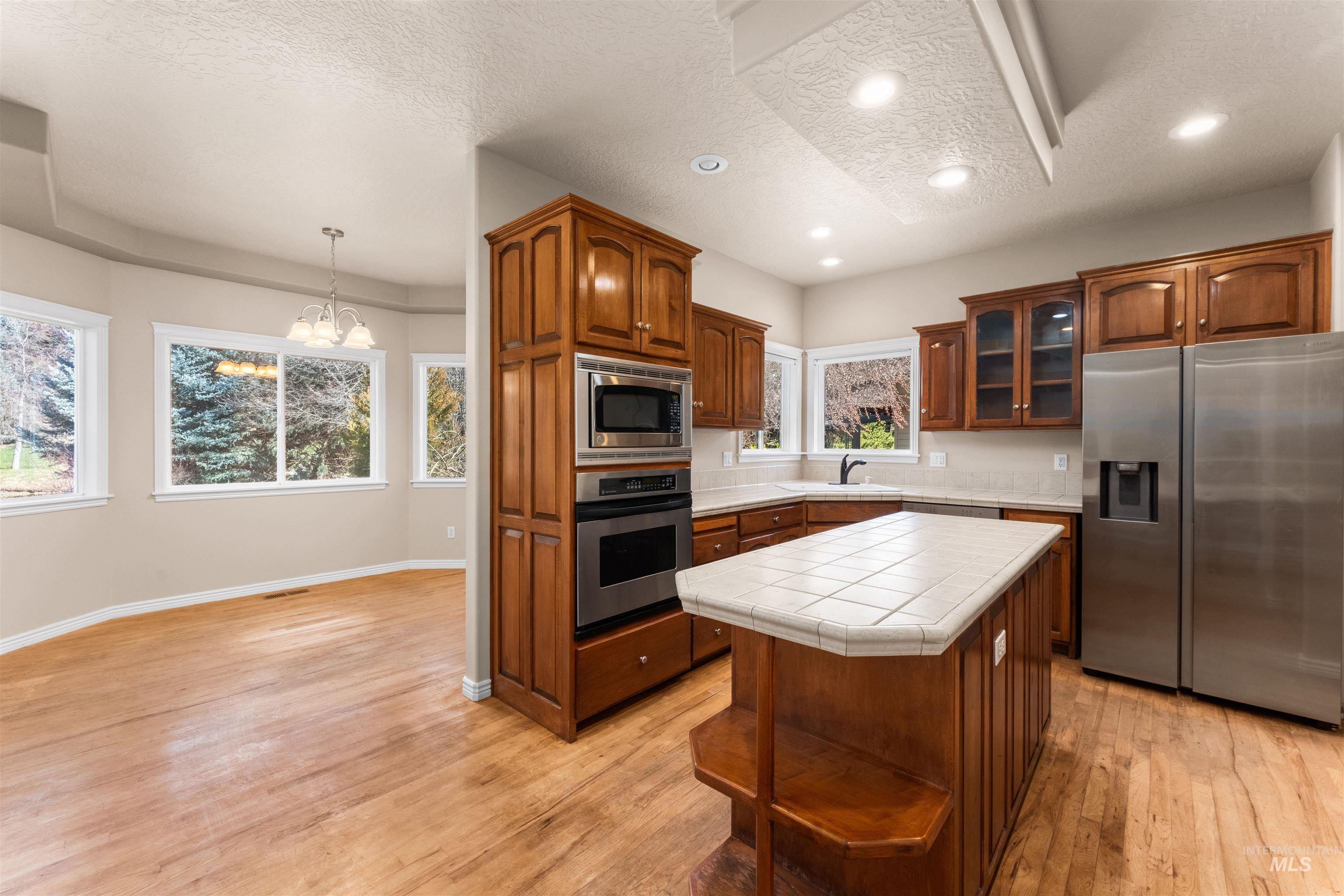 1428 S Island Glenn Way, Eagle, Idaho 83616, 4 Bedrooms, 2.5 Bathrooms, Residential For Sale, Price $745,000, 98978615