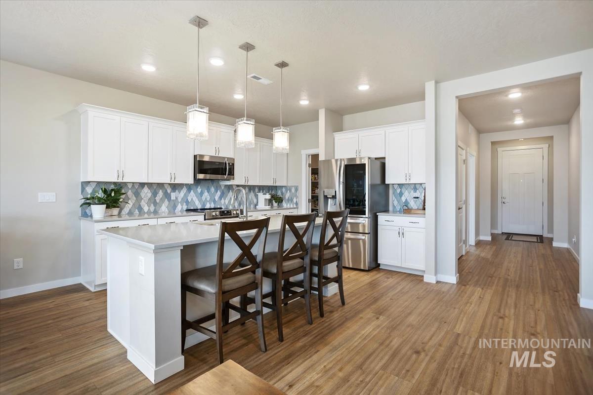 3729 S Maple Ridge Ave, Nampa, Idaho 83686-3902, 6 Bedrooms, 4 Bathrooms, Residential For Sale, Price $565,000, 98978618