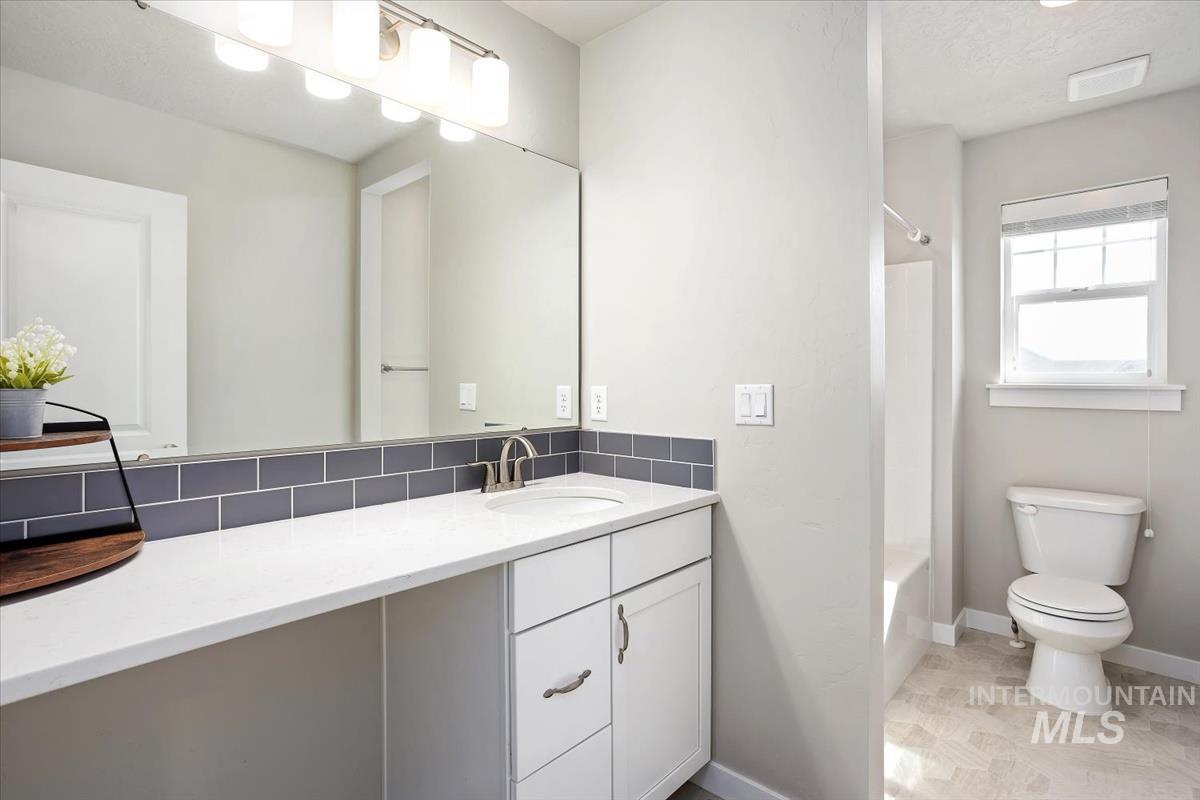 3729 S Maple Ridge Ave, Nampa, Idaho 83686-3902, 6 Bedrooms, 4 Bathrooms, Residential For Sale, Price $565,000, 98978618