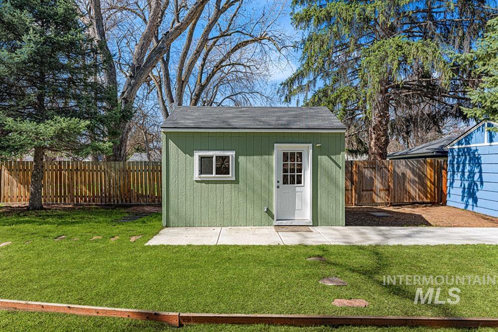 319 W Howe St, Boise, Idaho 83706, 2 Bedrooms, 1 Bathroom, Residential For Sale, Price $498,000, 98978620