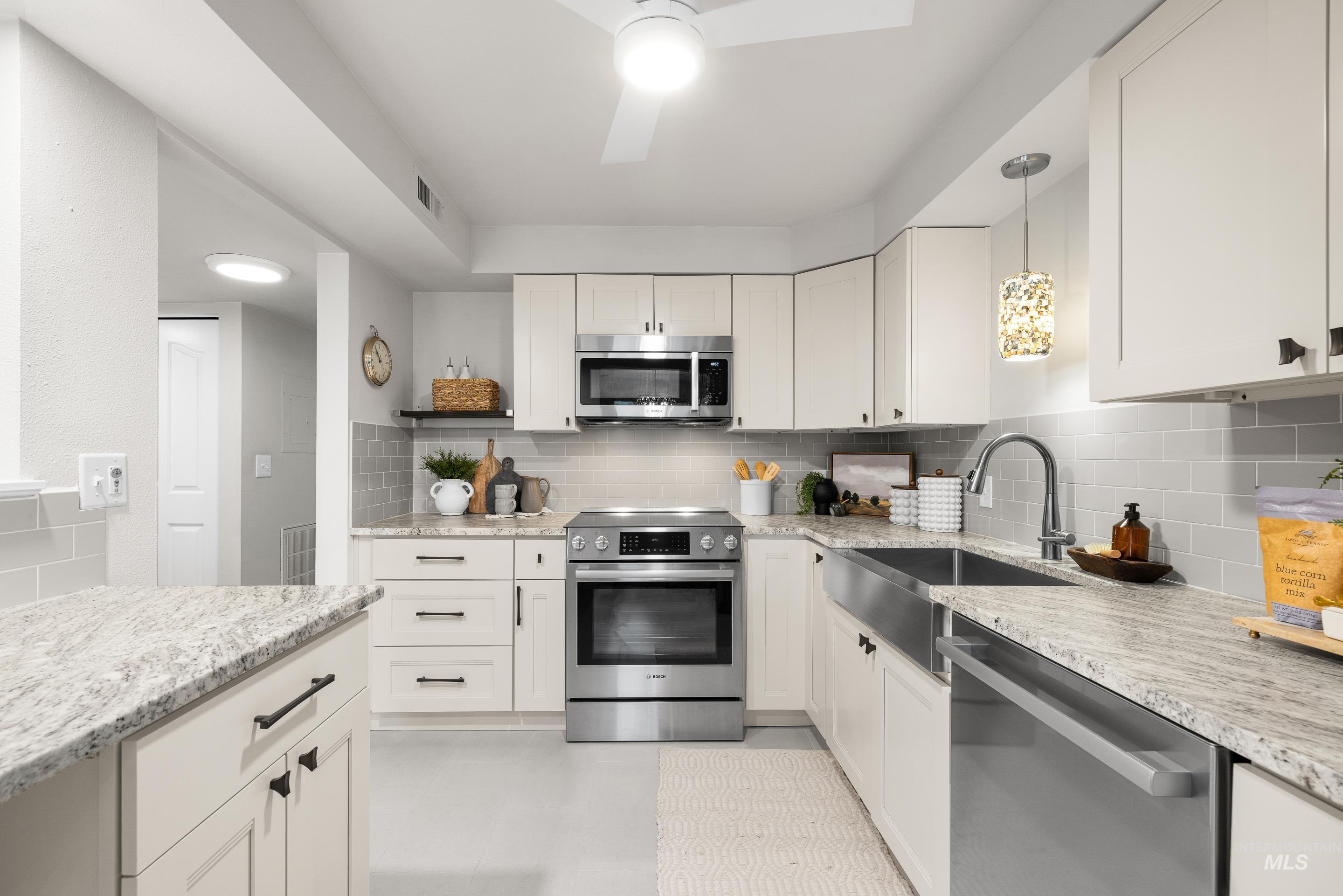 3639 S Gekeler Ln, Boise, Idaho 83706, 3 Bedrooms, 2 Bathrooms, Residential For Sale, Price $385,000, 98978622