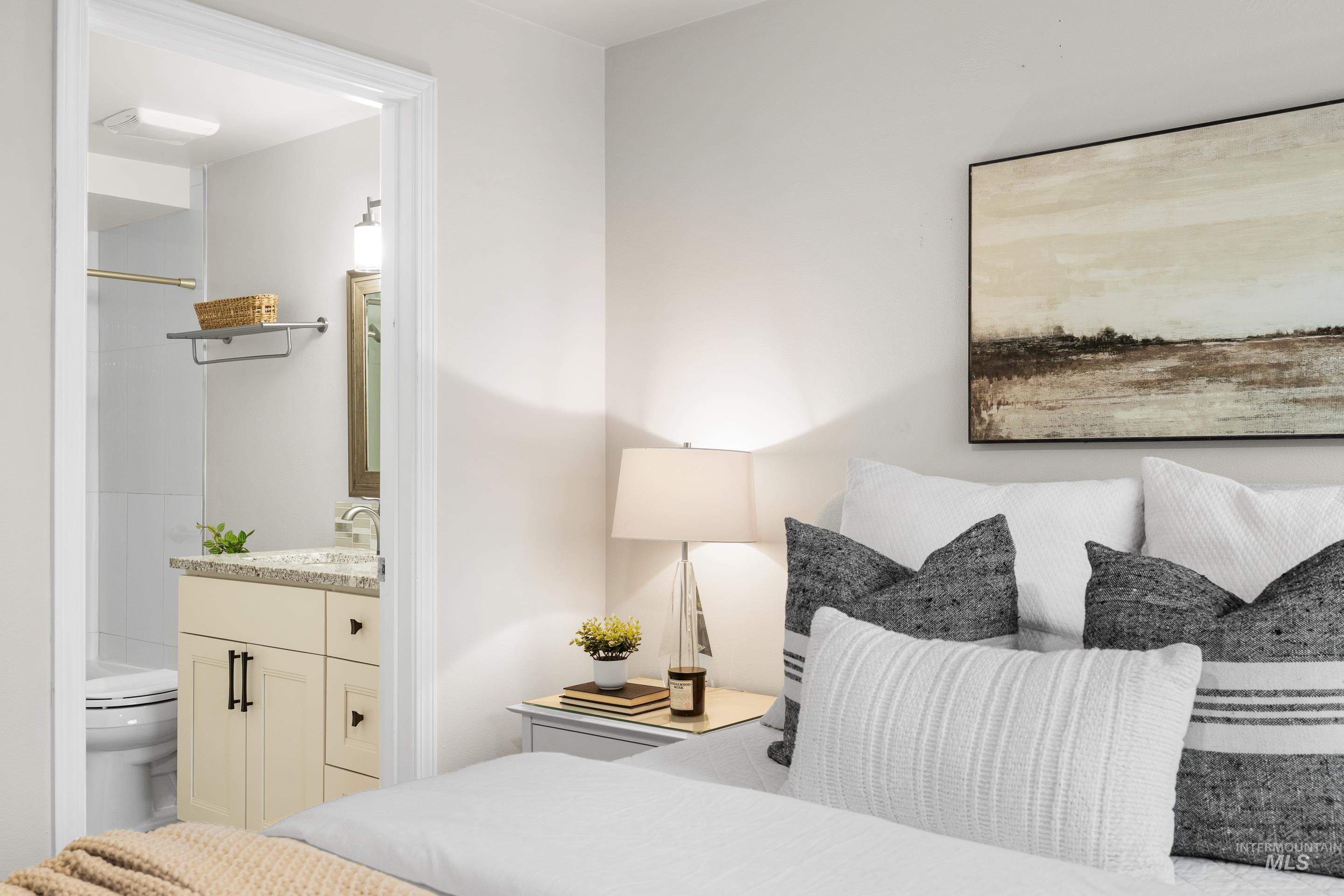 3639 S Gekeler Ln, Boise, Idaho 83706, 3 Bedrooms, 2 Bathrooms, Residential For Sale, Price $385,000, 98978622