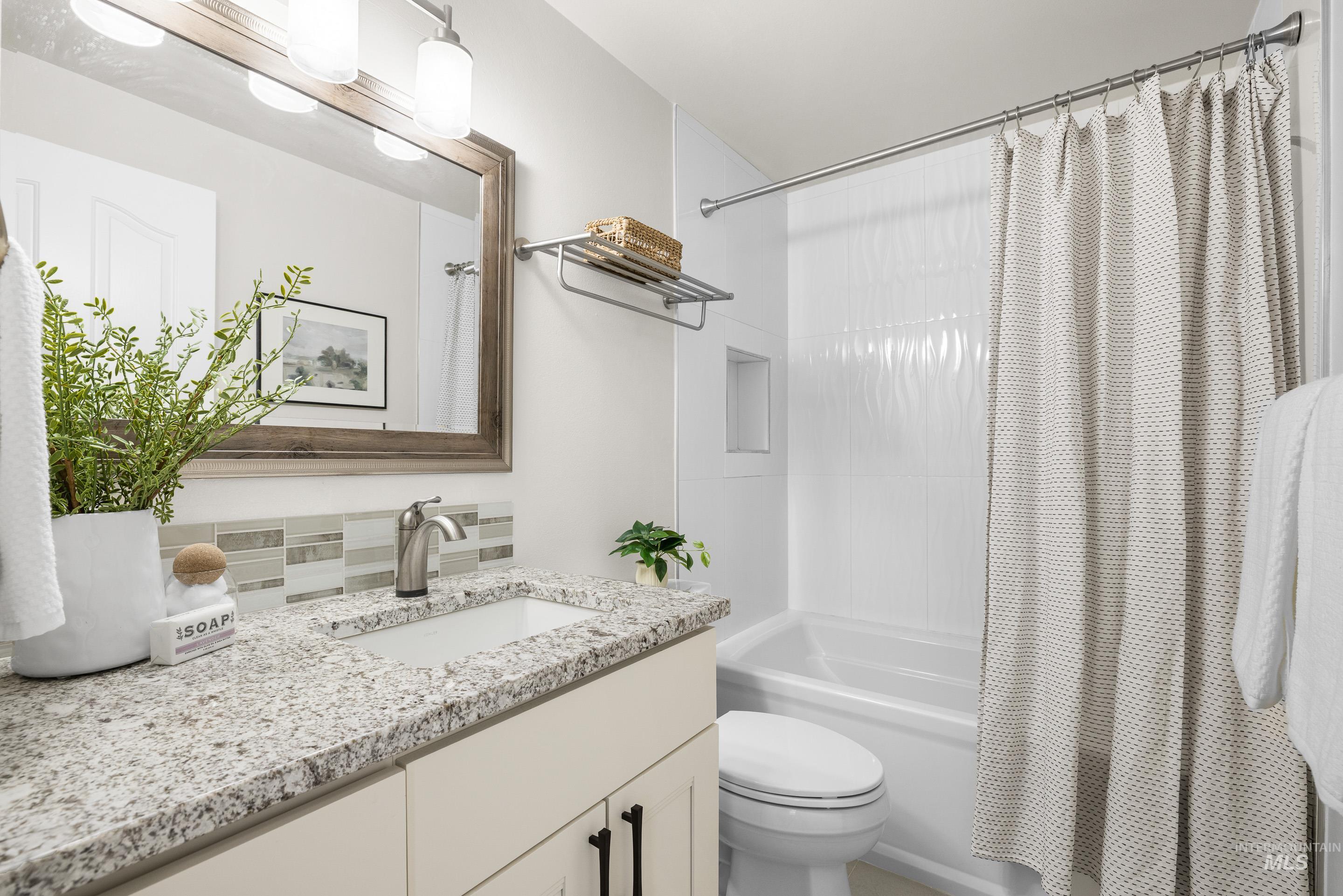 3639 S Gekeler Ln, Boise, Idaho 83706, 3 Bedrooms, 2 Bathrooms, Residential For Sale, Price $385,000, 98978622