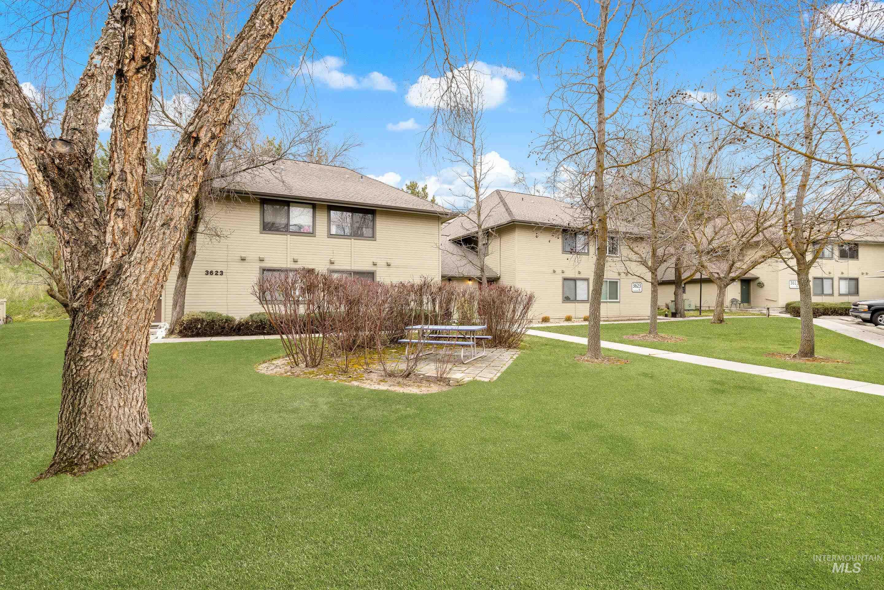 3639 S Gekeler Ln, Boise, Idaho 83706, 3 Bedrooms, 2 Bathrooms, Residential For Sale, Price $385,000, 98978622