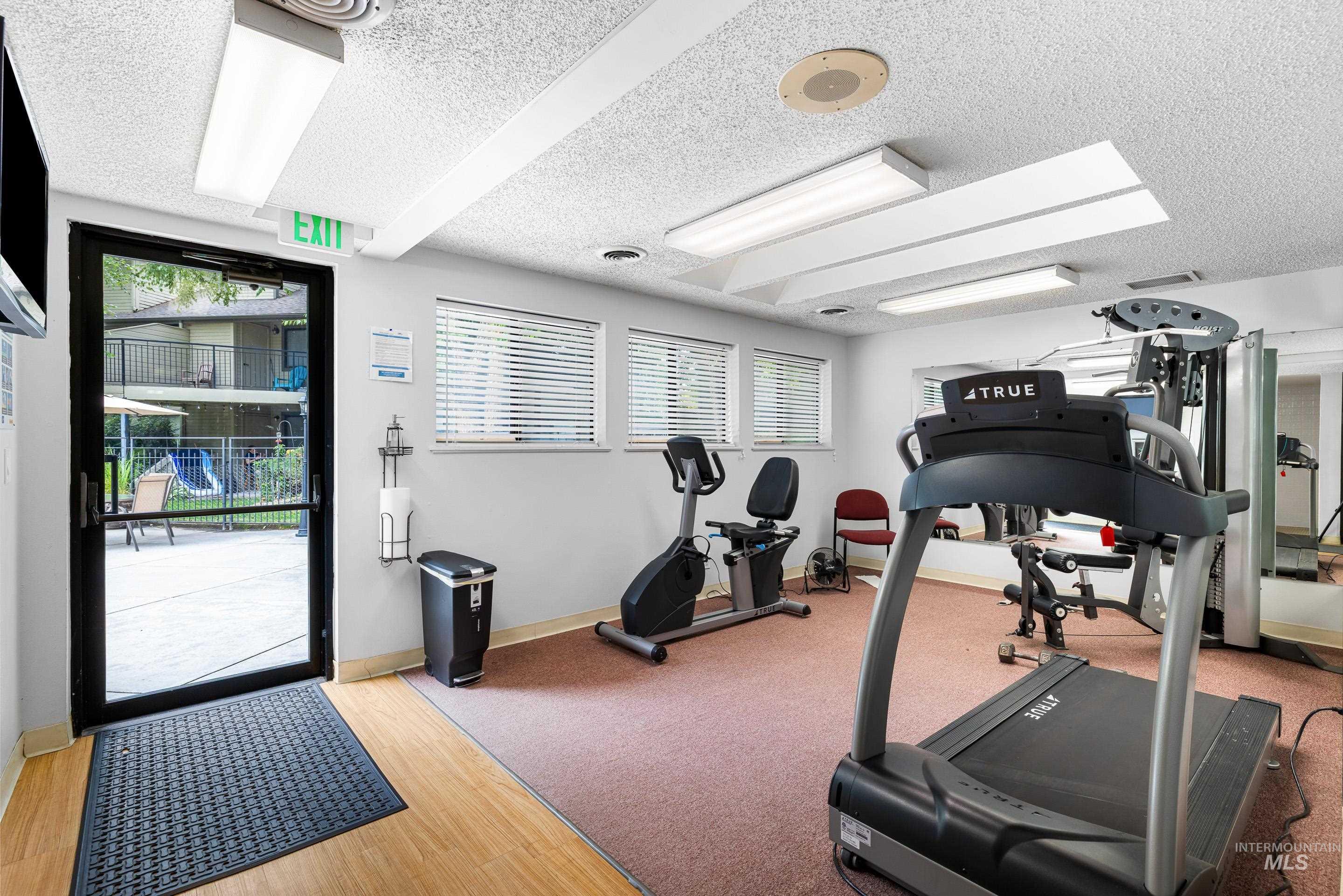 3639 S Gekeler Ln, Boise, Idaho 83706, 3 Bedrooms, 2 Bathrooms, Residential For Sale, Price $385,000, 98978622