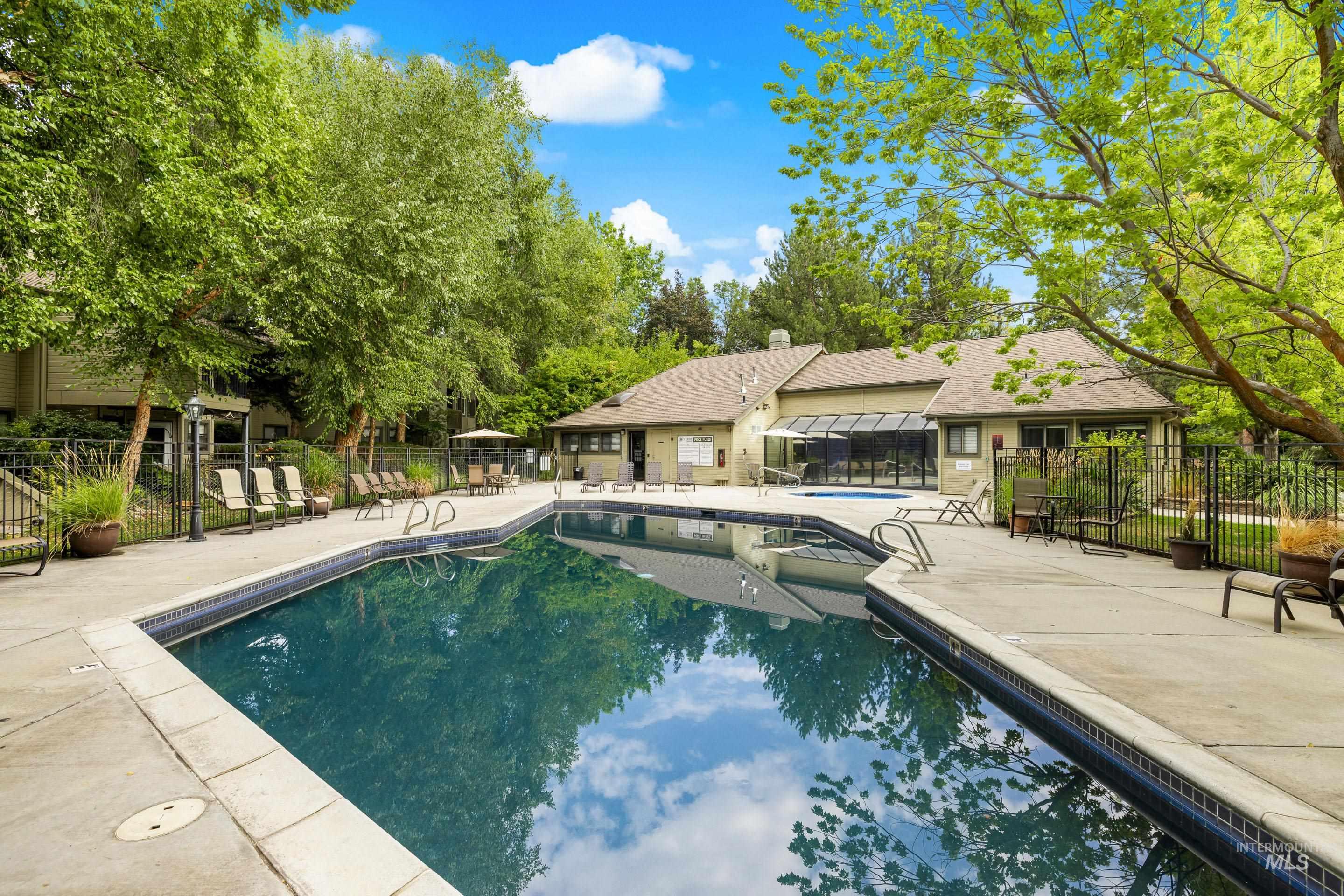 3639 S Gekeler Ln, Boise, Idaho 83706, 3 Bedrooms, 2 Bathrooms, Residential For Sale, Price $385,000, 98978622