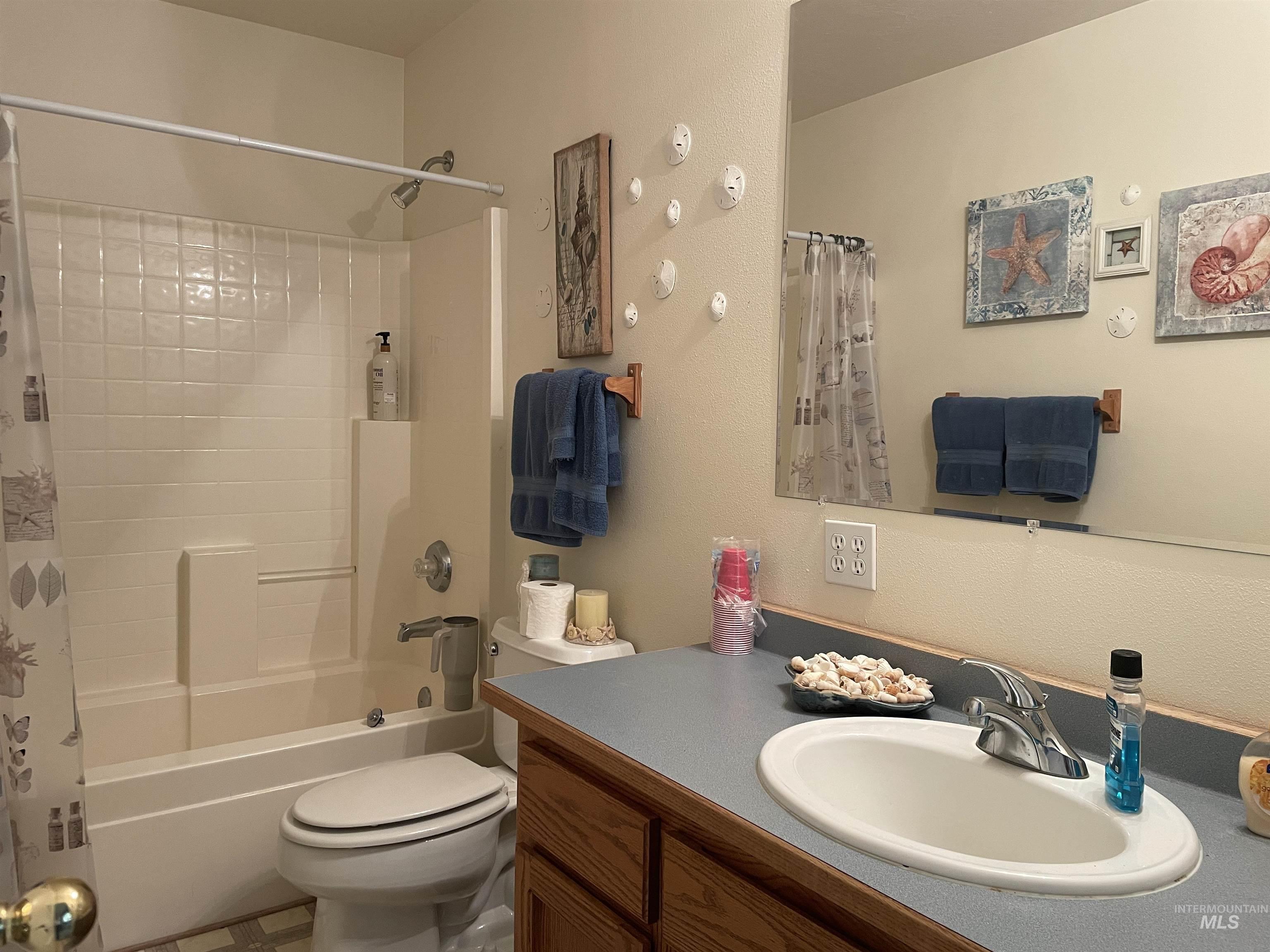 334 17th Ave North, Payette, Idaho 83661, 2 Bedrooms, 2 Bathrooms, Residential For Sale, Price $269,900,MLS 98978627