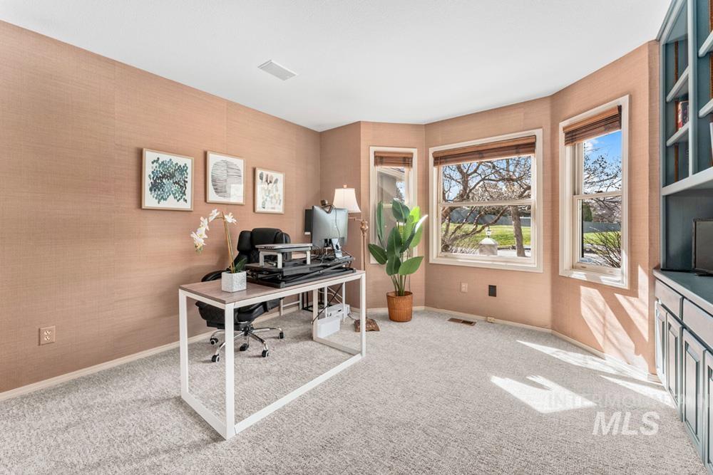 1865 E Sendero Ln, Boise, Idaho 83712, 5 Bedrooms, 3 Bathrooms, Residential For Sale, Price $1,100,000,MLS 98978631