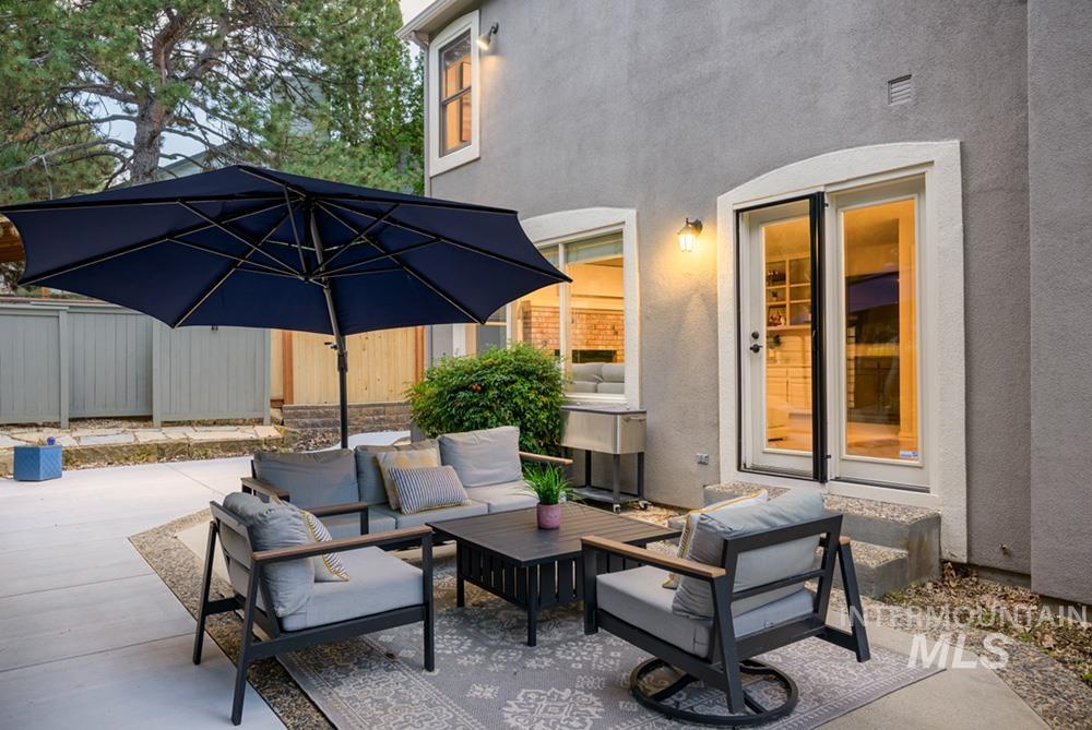 1865 E Sendero Ln, Boise, Idaho 83712, 5 Bedrooms, 3 Bathrooms, Residential For Sale, Price $1,100,000,MLS 98978631