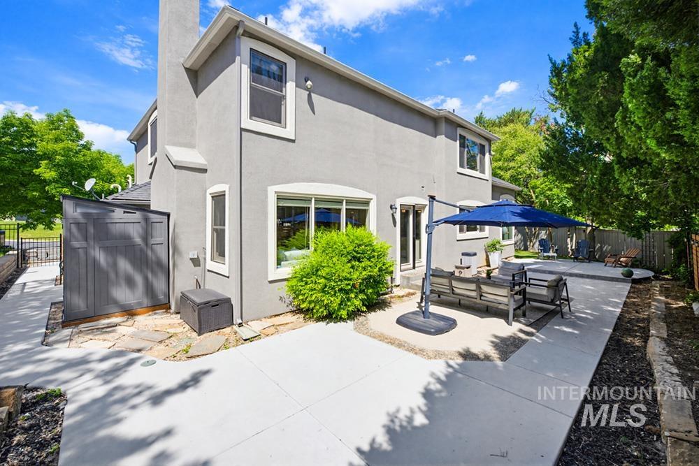 1865 E Sendero Ln, Boise, Idaho 83712, 5 Bedrooms, 3 Bathrooms, Residential For Sale, Price $998,000,MLS 98978631