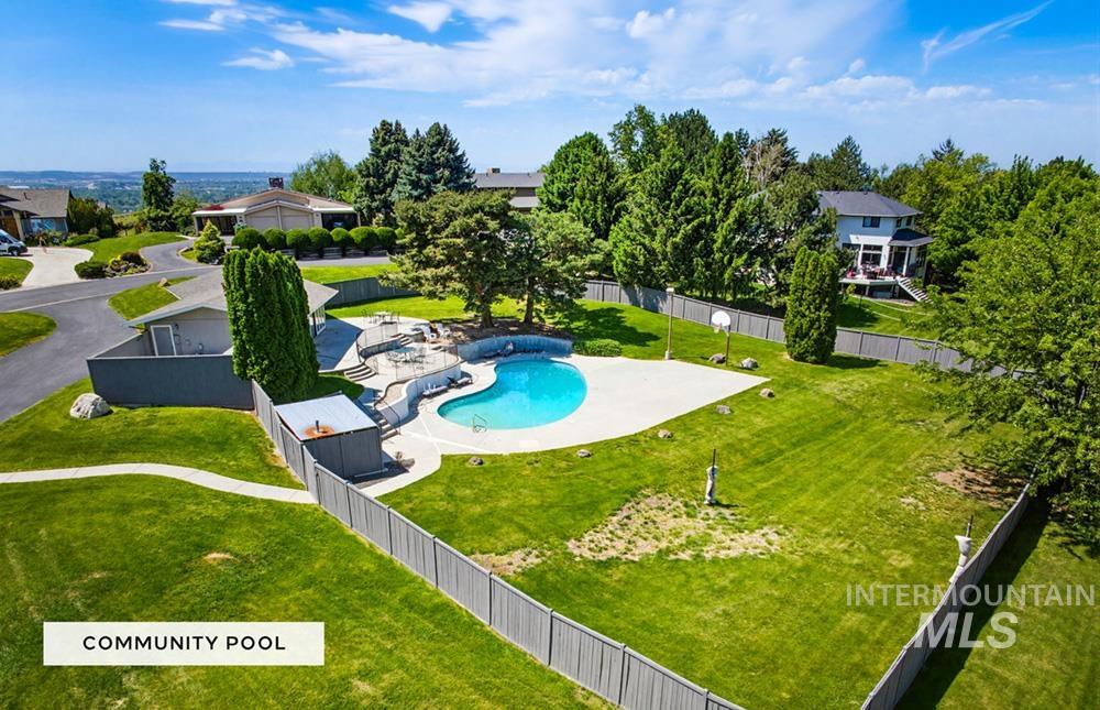 1865 E Sendero Ln, Boise, Idaho 83712, 5 Bedrooms, 3 Bathrooms, Residential For Sale, Price $998,000,MLS 98978631