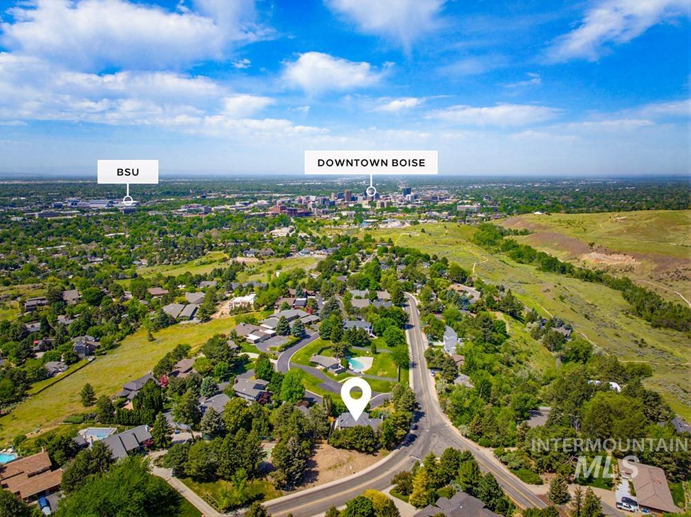 1865 E Sendero Ln, Boise, Idaho 83712, 5 Bedrooms, 3 Bathrooms, Residential For Sale, Price $998,000,MLS 98978631
