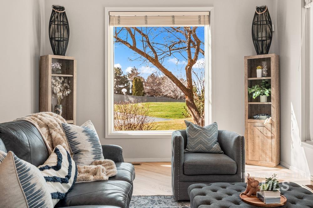 1865 E Sendero Ln, Boise, Idaho 83712, 5 Bedrooms, 3 Bathrooms, Residential For Sale, Price $1,100,000,MLS 98978631