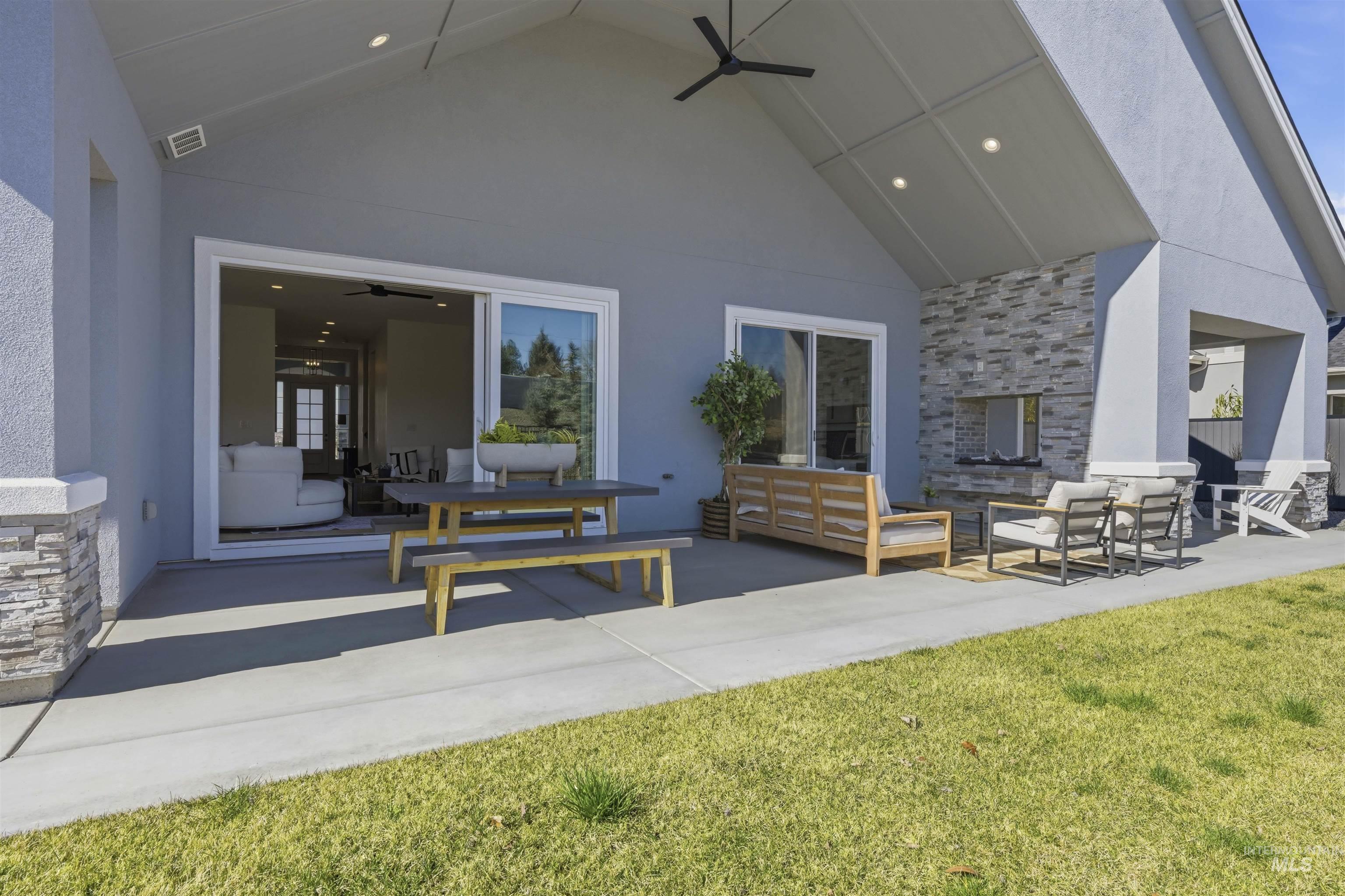 2182 N Annadale Way, Eagle, Idaho 83616, 4 Bedrooms, 3.5 Bathrooms, Residential For Sale, Price $1,224,000,MLS 98978633