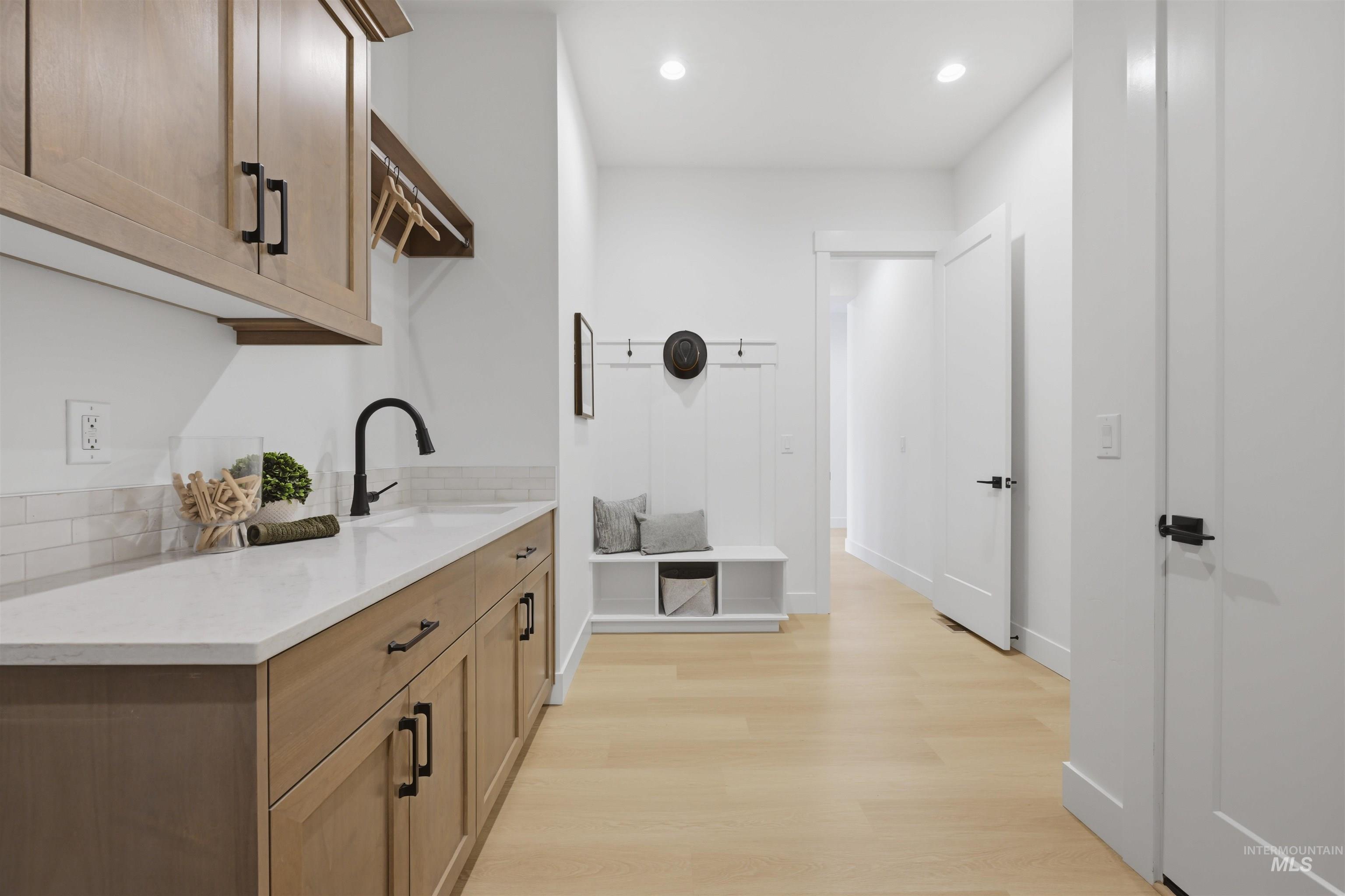 2182 N Annadale Way, Eagle, Idaho 83616, 4 Bedrooms, 3.5 Bathrooms, Residential For Sale, Price $1,224,000,MLS 98978633