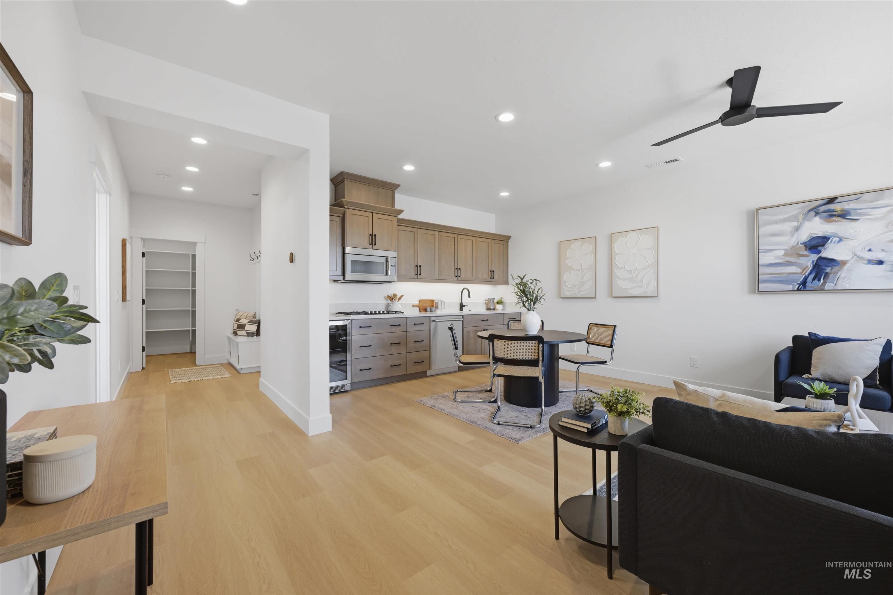 2182 N Annadale Way, Eagle, Idaho 83616, 4 Bedrooms, 3.5 Bathrooms, Residential For Sale, Price $1,224,000,MLS 98978633