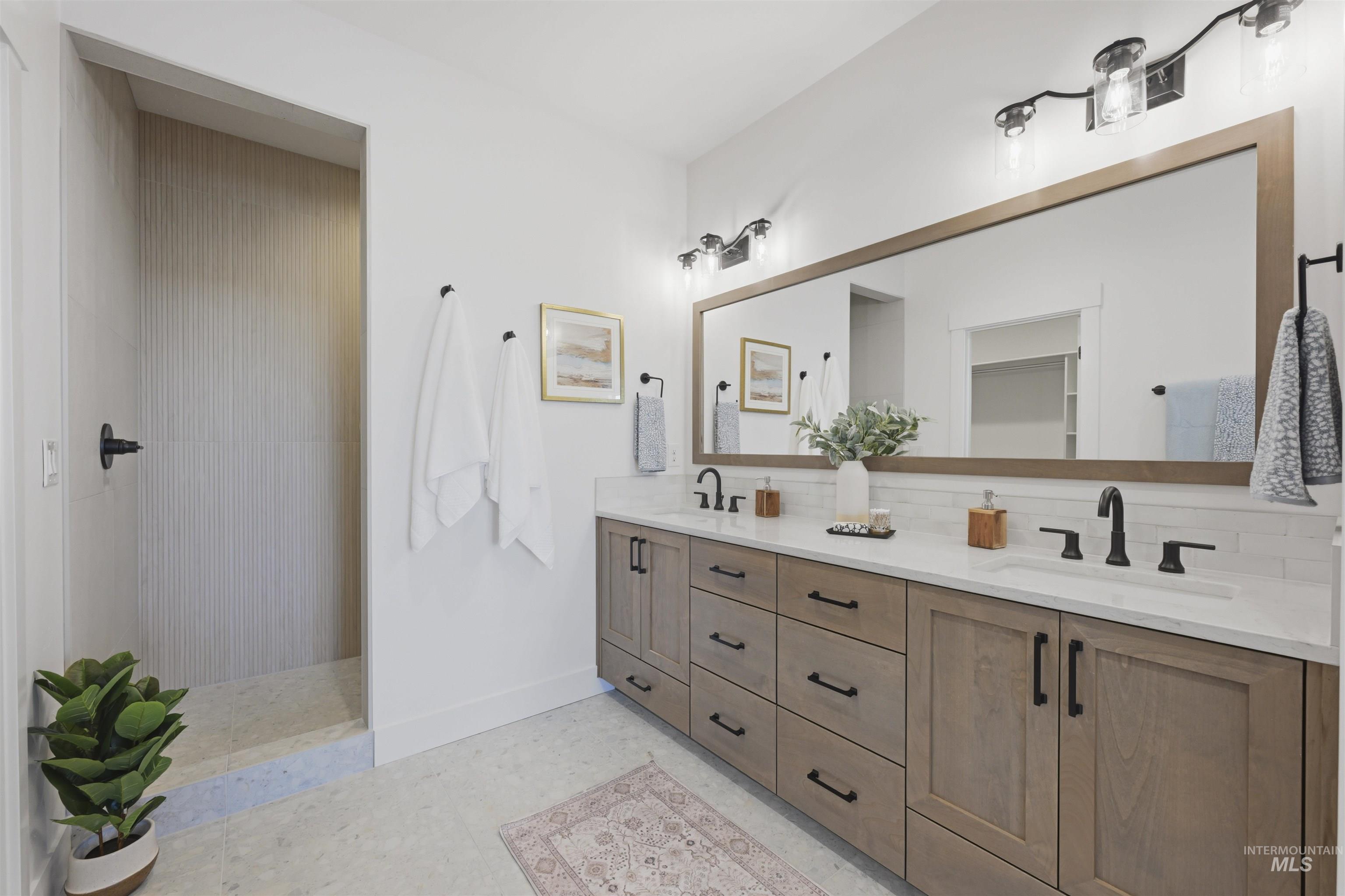 2182 N Annadale Way, Eagle, Idaho 83616, 4 Bedrooms, 3.5 Bathrooms, Residential For Sale, Price $1,224,000,MLS 98978633