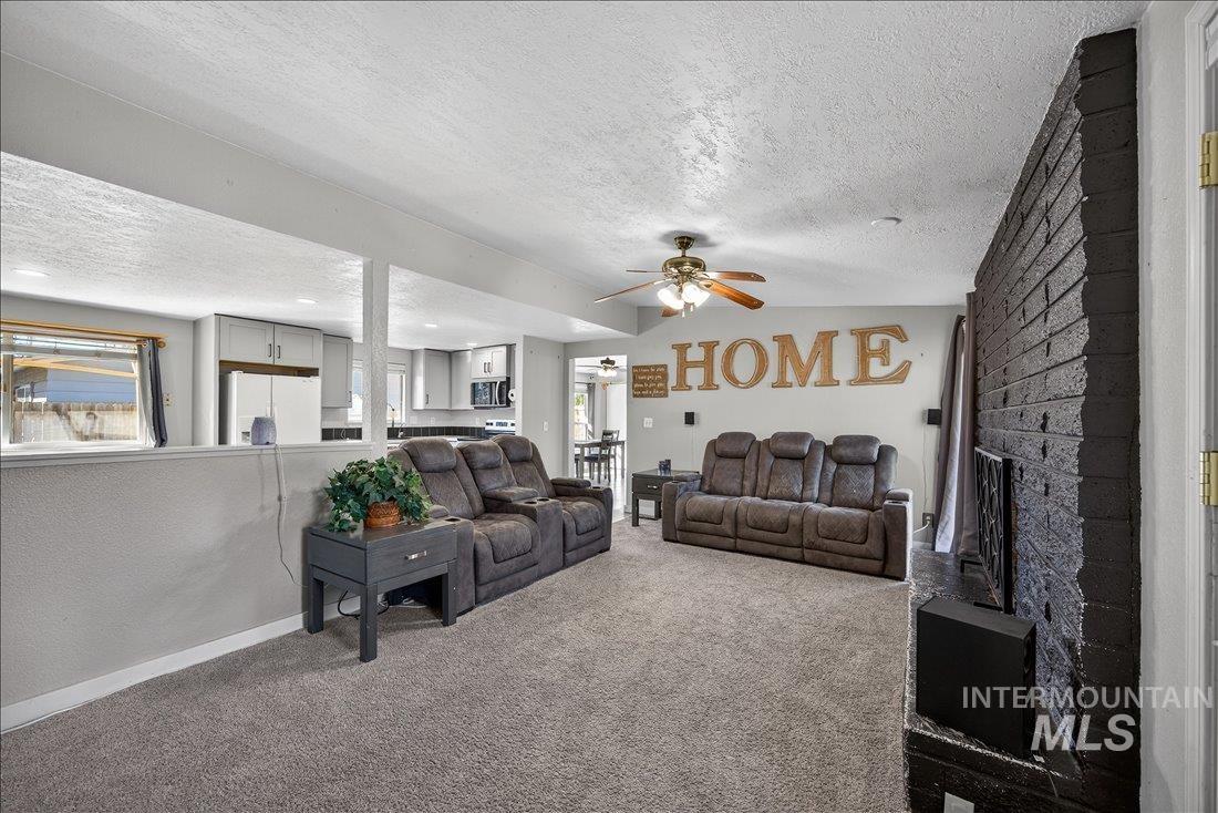 1604 N. Plateau Ave., Caldwell, Idaho 83605, 4 Bedrooms, 1 Bathroom, Residential For Sale, Price $289,900,MLS 98978636