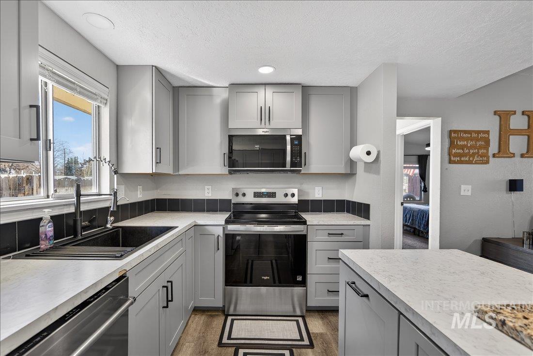 1604 N. Plateau Ave., Caldwell, Idaho 83605, 4 Bedrooms, 1 Bathroom, Residential For Sale, Price $289,900,MLS 98978636