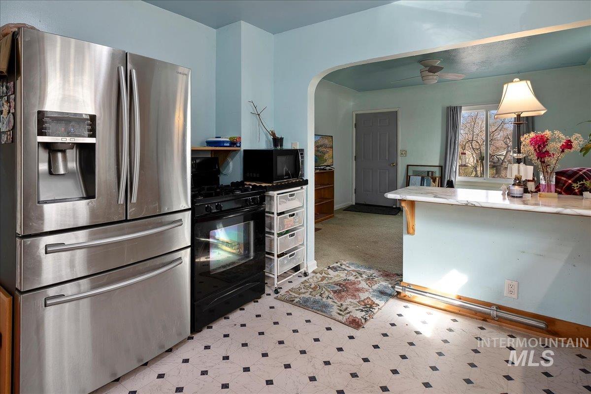 403 Filer Ave W, Twin Falls, Idaho 83301, 2 Bedrooms, 1 Bathroom, Residential For Sale, Price $239,900,MLS 98978639