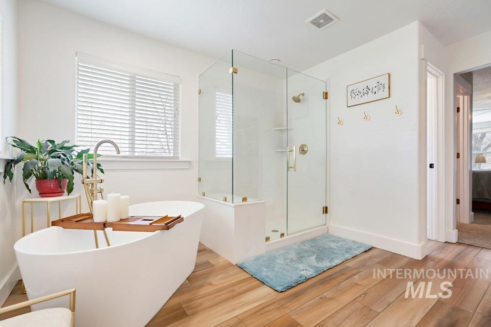 9339 Northview Rd, Middleton, Idaho 83644, 6 Bedrooms, 3.5 Bathrooms, Residential For Sale, Price $1,250,000,MLS 98978640