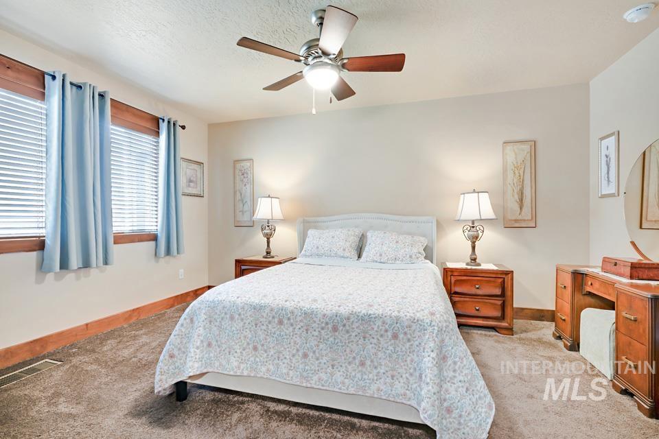 9339 Northview Rd, Middleton, Idaho 83644, 6 Bedrooms, 3.5 Bathrooms, Residential For Sale, Price $1,250,000,MLS 98978640