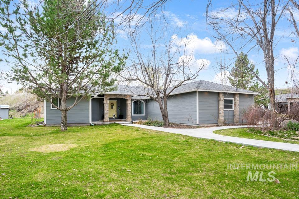 9339 Northview Rd, Middleton, Idaho 83644, 6 Bedrooms, 3.5 Bathrooms, Residential For Sale, Price $1,250,000,MLS 98978640